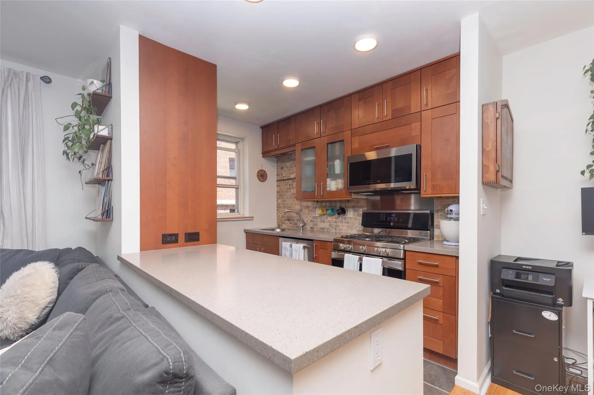 12 Westchester Avenue, White Plains, NY, 1 Bedroom Bedrooms, 4 Rooms Rooms,1 BathroomBathrooms,Residential,For Rent,Westchester,0,1031789 12 Westchester Avenue, White Plains, NY, 1 Bedroom Bedrooms, 4 Rooms Rooms,1 BathroomBathrooms,Residential,For Rent,Westchester,0,1031789
