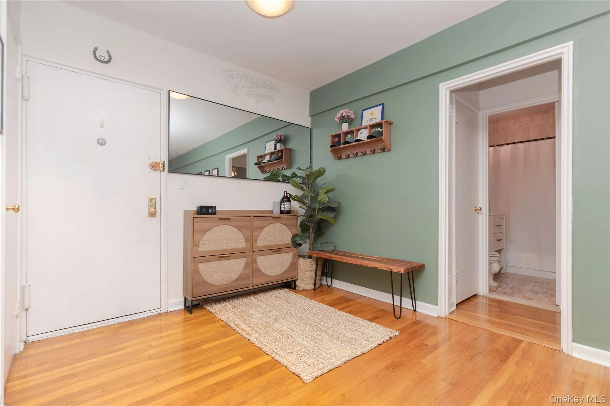 12 Westchester Avenue, White Plains, NY, 1 Bedroom Bedrooms, 4 Rooms Rooms,1 BathroomBathrooms,Residential,For Rent,Westchester,0,1031789 12 Westchester Avenue, White Plains, NY, 1 Bedroom Bedrooms, 4 Rooms Rooms,1 BathroomBathrooms,Residential,For Rent,Westchester,0,1031789