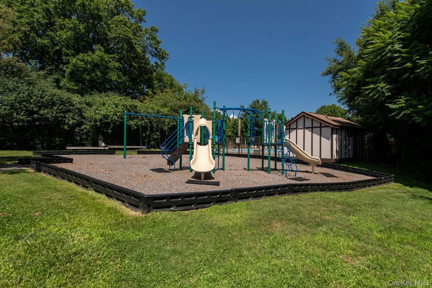 Play area. Play area.