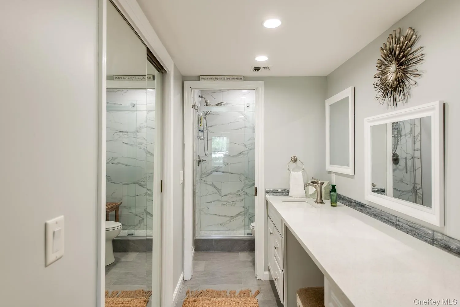 Bathroom entry. Bathroom entry.