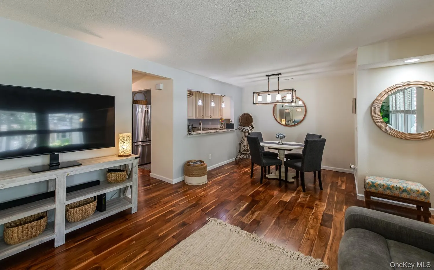 6 Burnham Court, Fishkill, NY, 1 Bedroom Bedrooms, 5 Rooms Rooms,1 BathroomBathrooms,Residential,For Rent,Burnham,0,1031791 6 Burnham Court, Fishkill, NY, 1 Bedroom Bedrooms, 5 Rooms Rooms,1 BathroomBathrooms,Residential,For Rent,Burnham,0,1031791