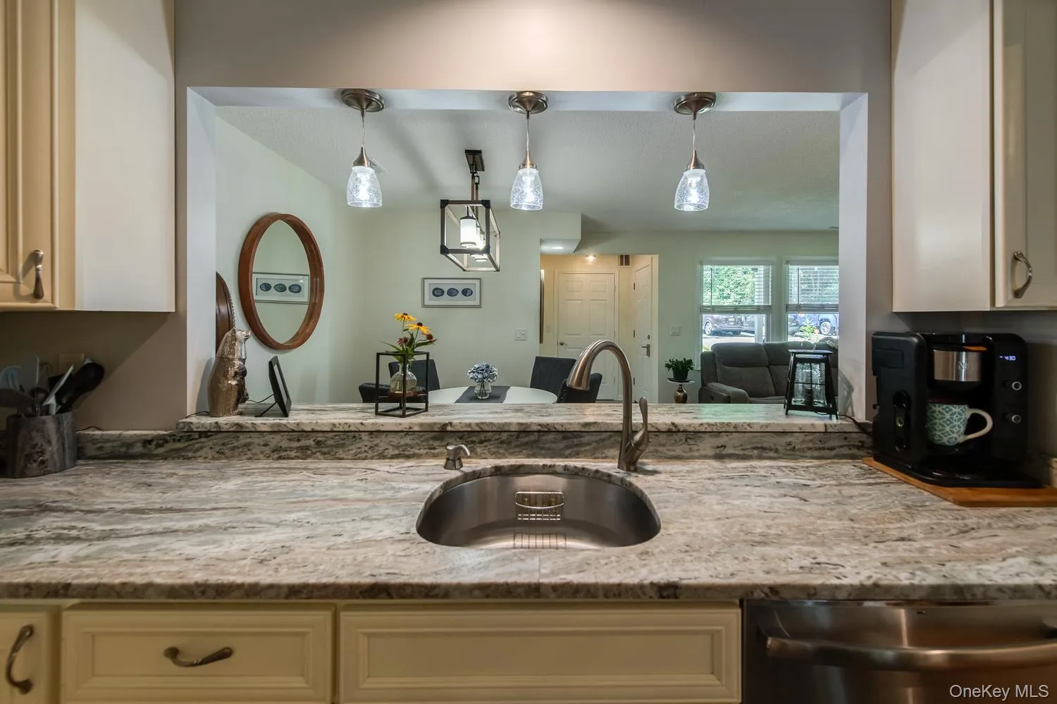 6 Burnham Court, Fishkill, NY, 1 Bedroom Bedrooms, 5 Rooms Rooms,1 BathroomBathrooms,Residential,For Rent,Burnham,0,1031791 6 Burnham Court, Fishkill, NY, 1 Bedroom Bedrooms, 5 Rooms Rooms,1 BathroomBathrooms,Residential,For Rent,Burnham,0,1031791