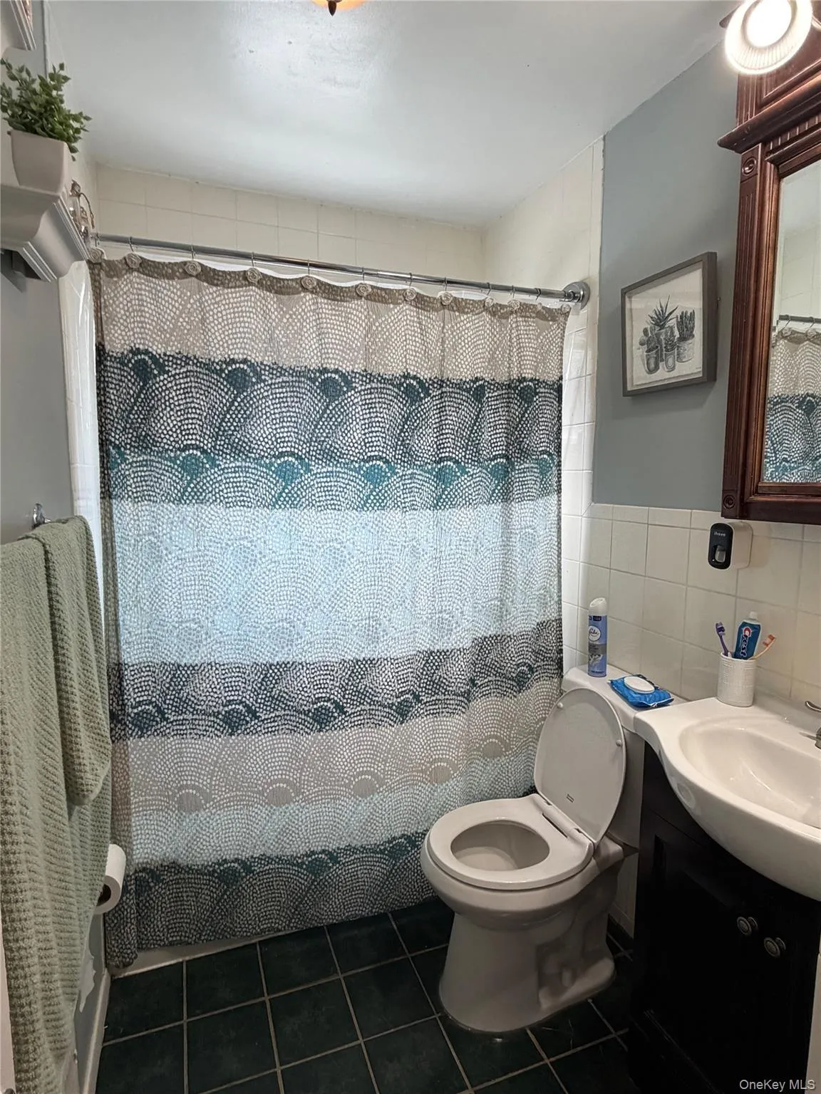 82 Hollywood Avenue, Babylon, NY, 4 Bedrooms Bedrooms, 7 Rooms Rooms,1 BathroomBathrooms,Residential Lease,For Rent,Hollywood,0,1031800 82 Hollywood Avenue, Babylon, NY, 4 Bedrooms Bedrooms, 7 Rooms Rooms,1 BathroomBathrooms,Residential Lease,For Rent,Hollywood,0,1031800