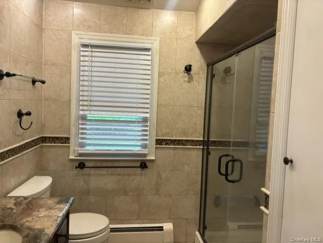 126 Hillside Avenue, North Hempstead, NY, 4 Bedrooms Bedrooms, 8 Rooms Rooms,2 BathroomsBathrooms,Residential Lease,For Rent,Hillside,0,1031806 126 Hillside Avenue, North Hempstead, NY, 4 Bedrooms Bedrooms, 8 Rooms Rooms,2 BathroomsBathrooms,Residential Lease,For Rent,Hillside,0,1031806