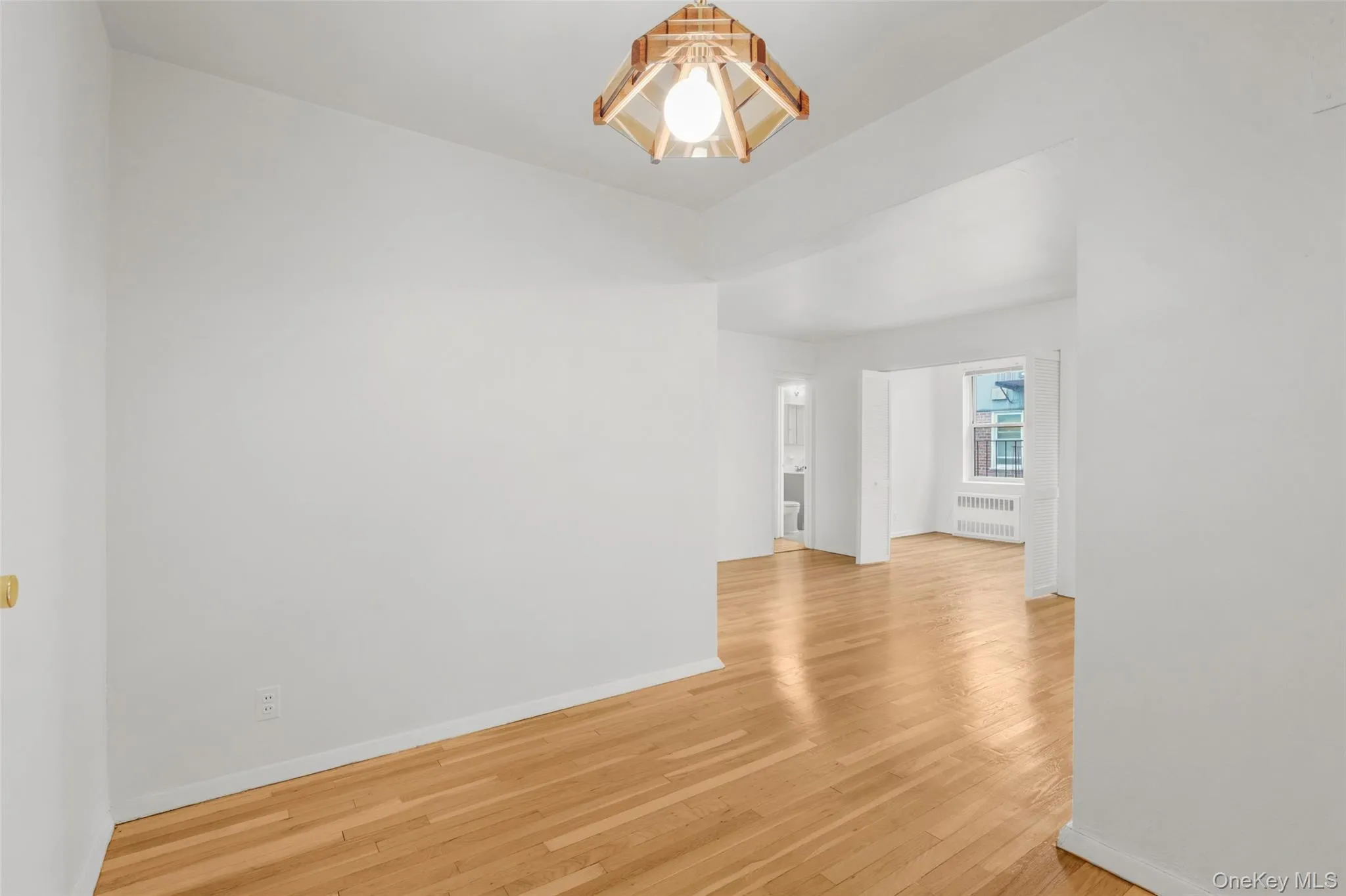 125 Bronx River Road, Yonkers, NY, 3 Rooms Rooms,1 BathroomBathrooms,Residential,For Rent,Bronx River,0,1031807 125 Bronx River Road, Yonkers, NY, 3 Rooms Rooms,1 BathroomBathrooms,Residential,For Rent,Bronx River,0,1031807