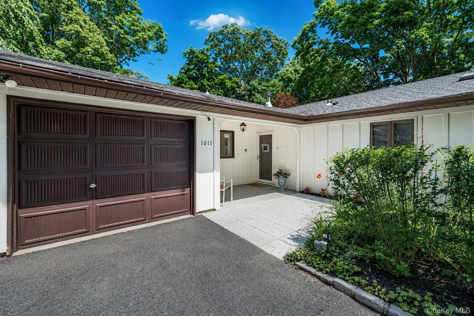 1011 Old Town Road, Brookhaven, NY, 3 Bedrooms Bedrooms, 9 Rooms Rooms,2 BathroomsBathrooms,Residential,For Rent,Old Town,0,1031816 1011 Old Town Road, Brookhaven, NY, 3 Bedrooms Bedrooms, 9 Rooms Rooms,2 BathroomsBathrooms,Residential,For Rent,Old Town,0,1031816
