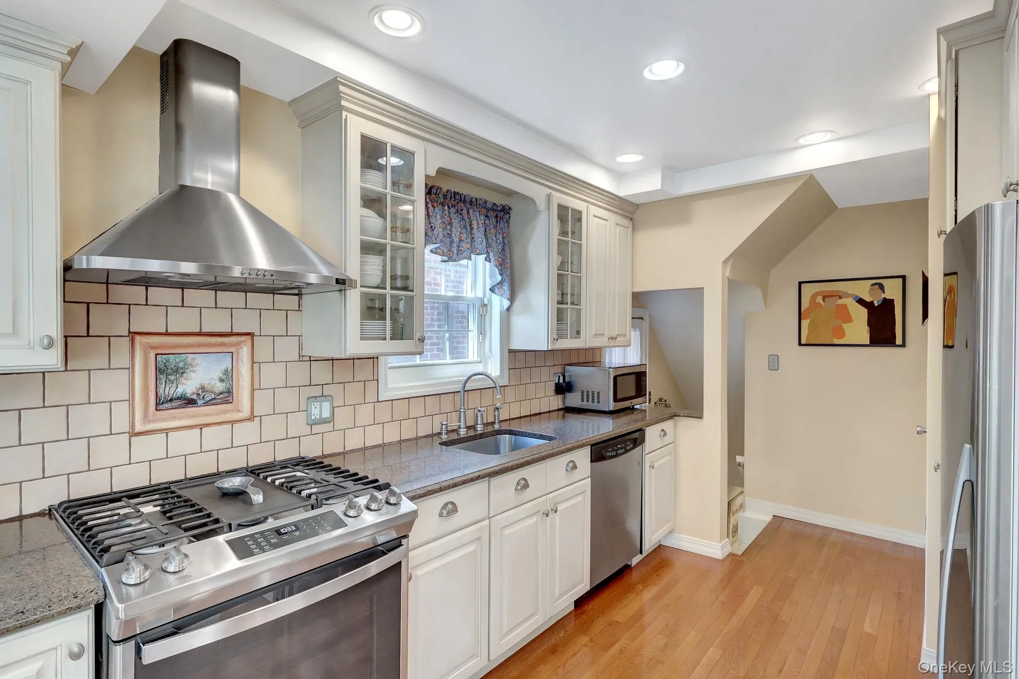 87-63 253rd Street, New York, NY, 3 Bedrooms Bedrooms, 7 Rooms Rooms,1 BathroomBathrooms,Residential,For Rent,253rd,0,1031823 87-63 253rd Street, New York, NY, 3 Bedrooms Bedrooms, 7 Rooms Rooms,1 BathroomBathrooms,Residential,For Rent,253rd,0,1031823