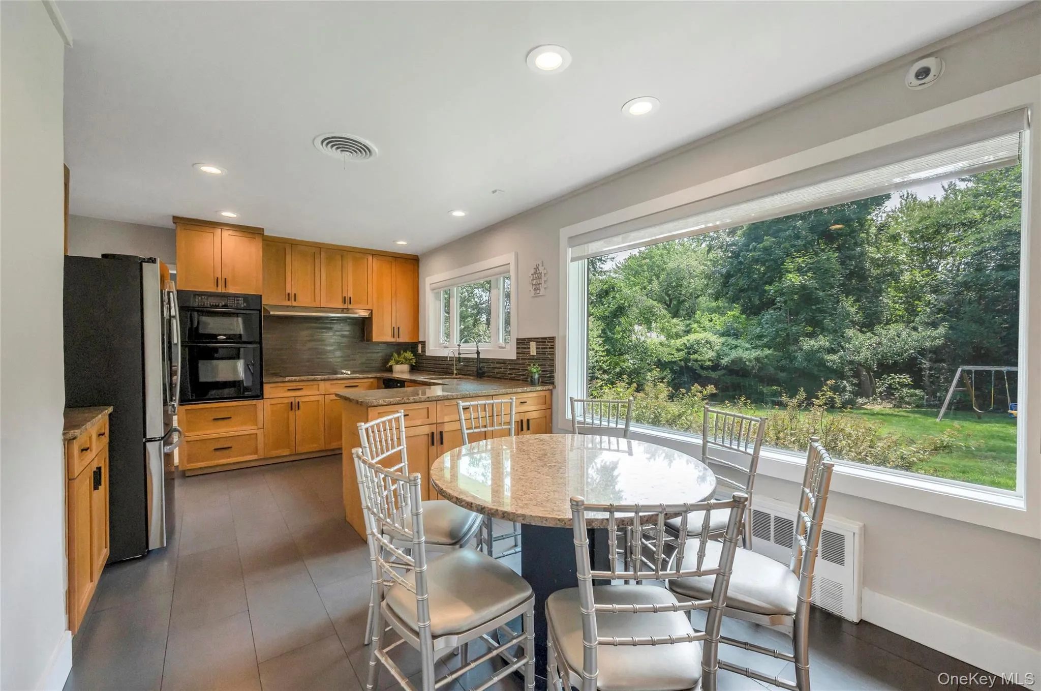 125 Hicks Lane, North Hempstead, NY, 5 Bedrooms Bedrooms, 11 Rooms Rooms,3 BathroomsBathrooms,Residential,For Rent,Hicks,0,1031832 125 Hicks Lane, North Hempstead, NY, 5 Bedrooms Bedrooms, 11 Rooms Rooms,3 BathroomsBathrooms,Residential,For Rent,Hicks,0,1031832
