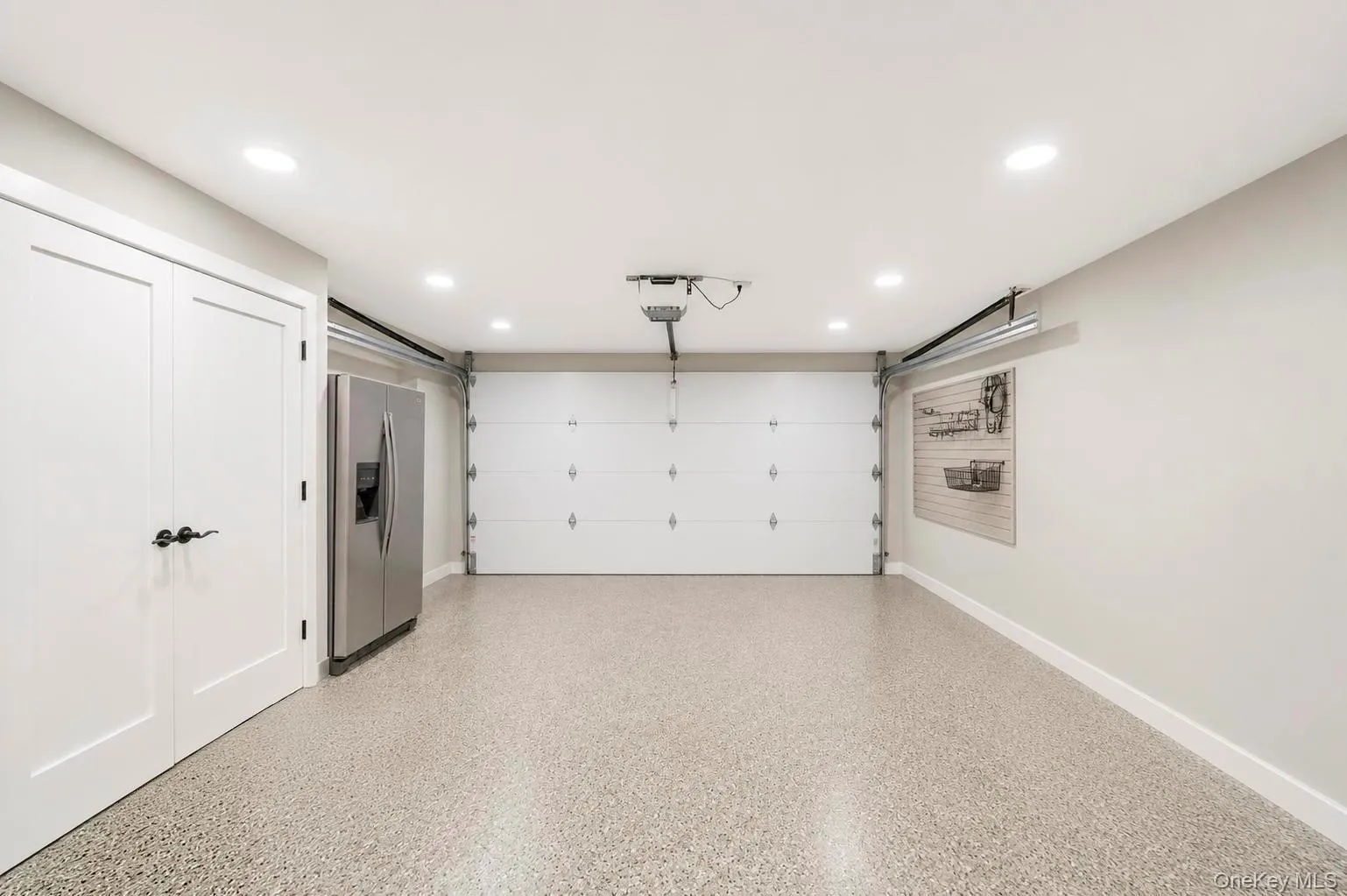 125 Hicks Lane, North Hempstead, NY, 5 Bedrooms Bedrooms, 11 Rooms Rooms,3 BathroomsBathrooms,Residential,For Rent,Hicks,0,1031832 125 Hicks Lane, North Hempstead, NY, 5 Bedrooms Bedrooms, 11 Rooms Rooms,3 BathroomsBathrooms,Residential,For Rent,Hicks,0,1031832