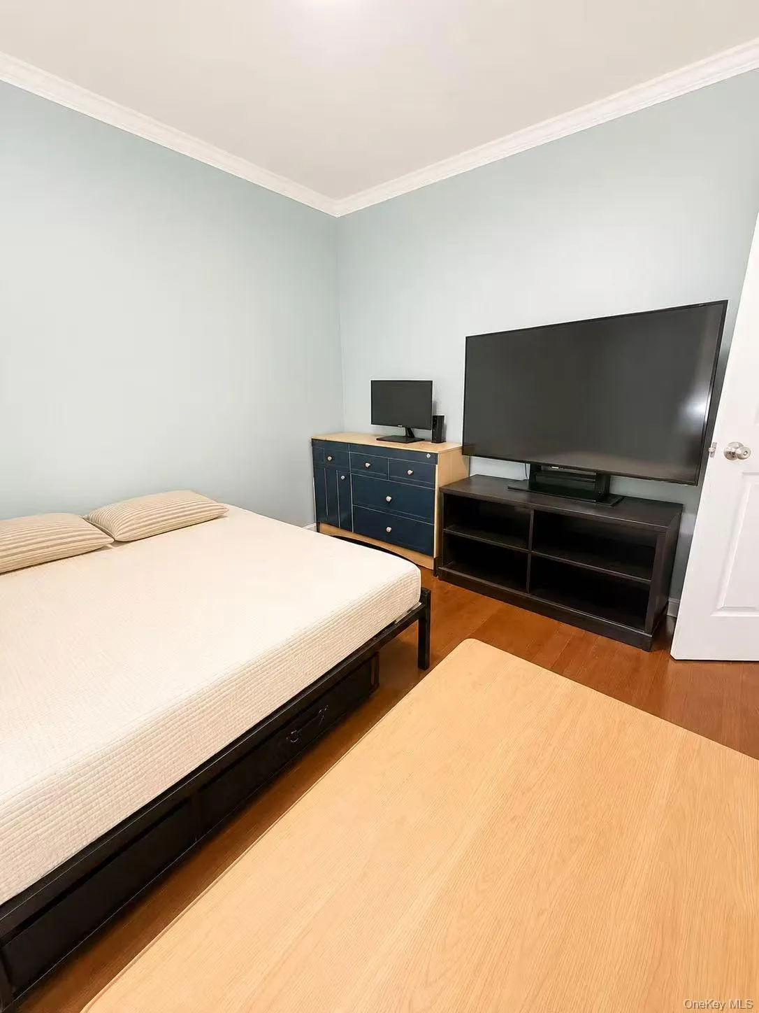 221-15 67th Avenue, New York, NY, 2 Bedrooms Bedrooms, 4 Rooms Rooms,1 BathroomBathrooms,Residential,For Rent,67th,0,1031835 221-15 67th Avenue, New York, NY, 2 Bedrooms Bedrooms, 4 Rooms Rooms,1 BathroomBathrooms,Residential,For Rent,67th,0,1031835