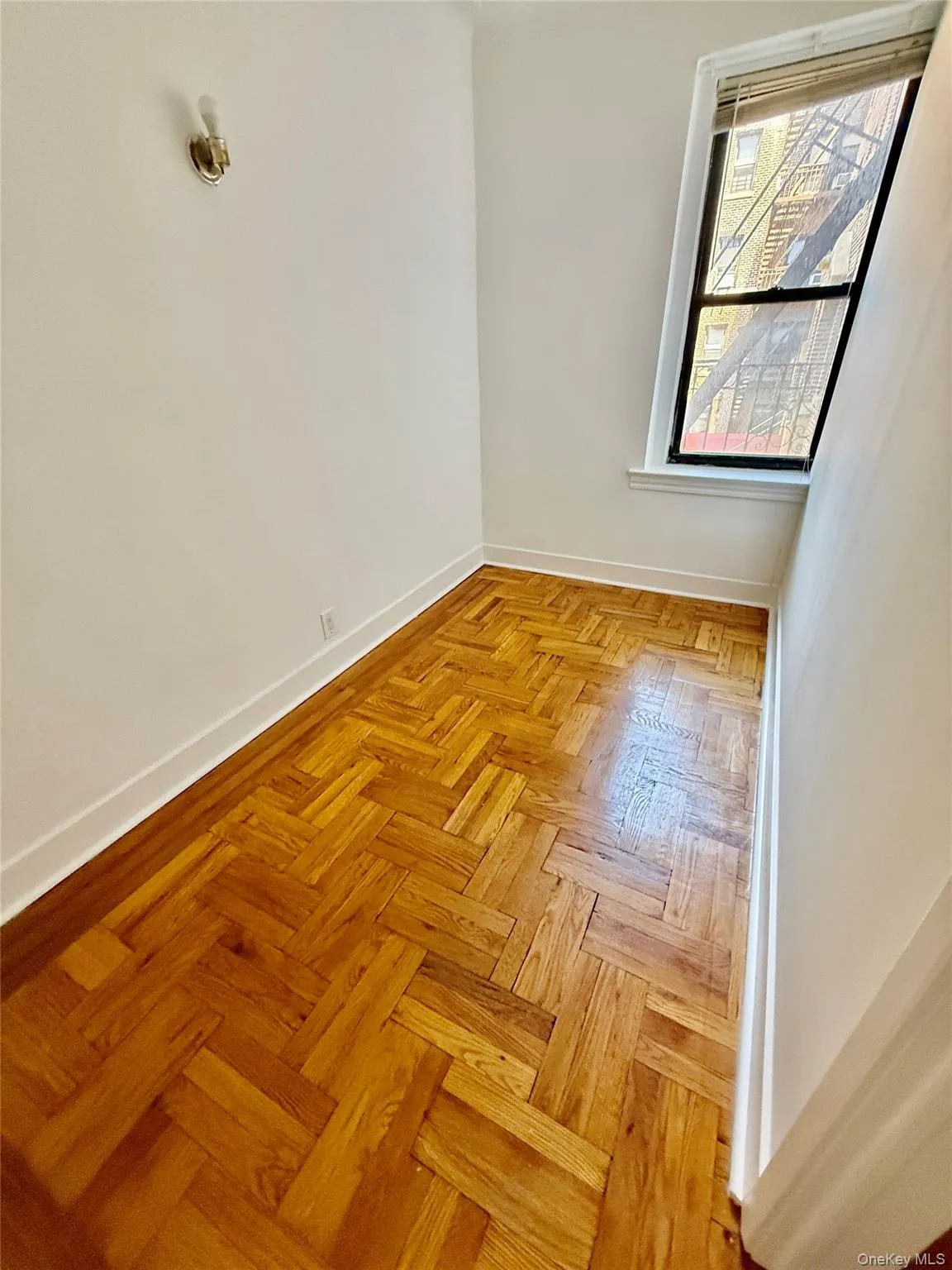 3721 80 Street, New York, NY, 2 Bedrooms Bedrooms, 4 Rooms Rooms,1 BathroomBathrooms,Residential Lease,For Rent,80,0,1031843 3721 80 Street, New York, NY, 2 Bedrooms Bedrooms, 4 Rooms Rooms,1 BathroomBathrooms,Residential Lease,For Rent,80,0,1031843