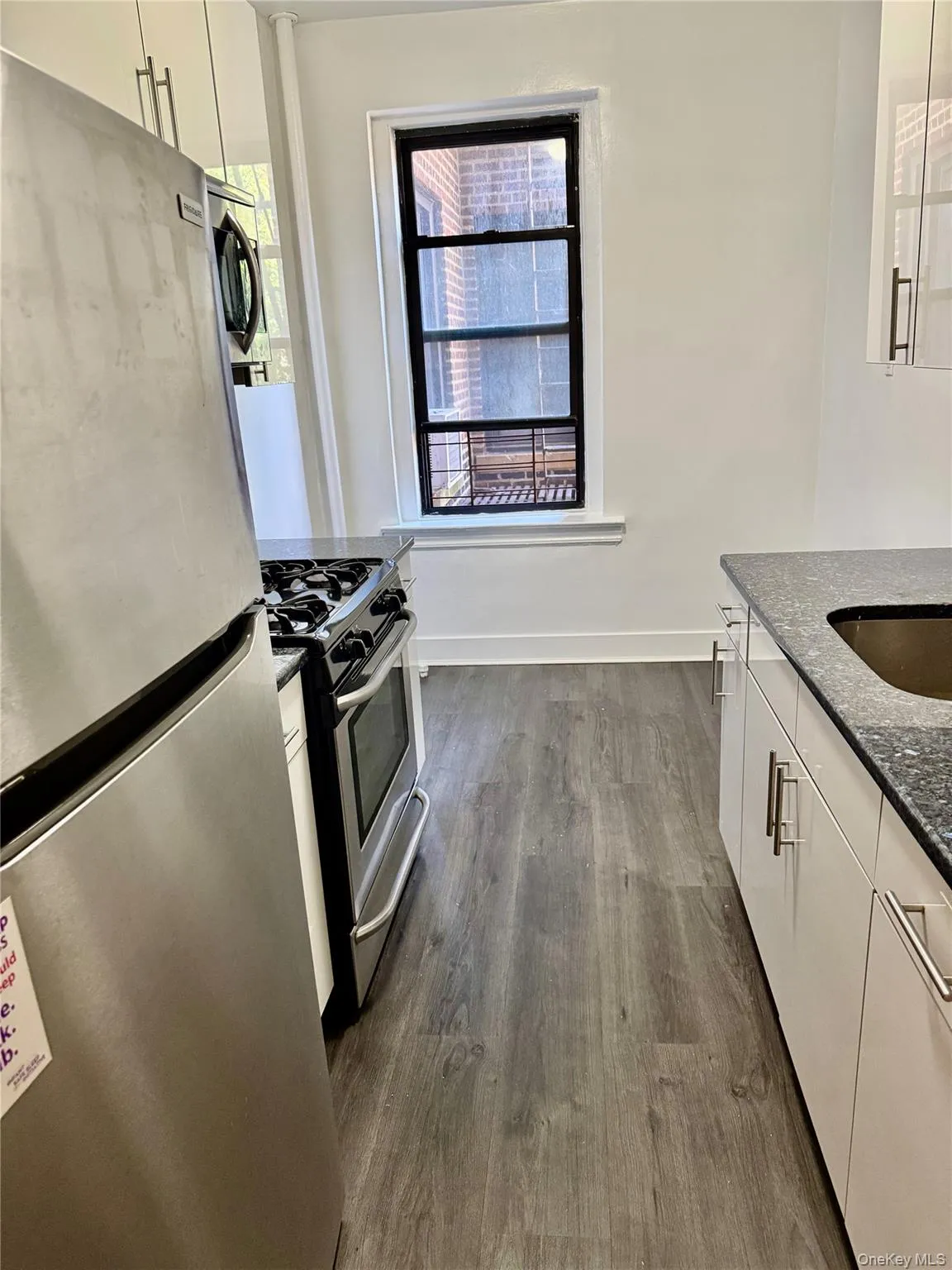 3721 80 Street, New York, NY, 2 Bedrooms Bedrooms, 4 Rooms Rooms,1 BathroomBathrooms,Residential Lease,For Rent,80,0,1031843 3721 80 Street, New York, NY, 2 Bedrooms Bedrooms, 4 Rooms Rooms,1 BathroomBathrooms,Residential Lease,For Rent,80,0,1031843