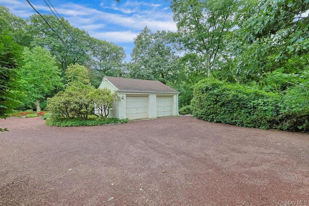 115 Whippoorwill Road, North Castle, NY, 3 Bedrooms Bedrooms, 8 Rooms Rooms,2 BathroomsBathrooms,Residential,For Rent,Whippoorwill,0,1031846 115 Whippoorwill Road, North Castle, NY, 3 Bedrooms Bedrooms, 8 Rooms Rooms,2 BathroomsBathrooms,Residential,For Rent,Whippoorwill,0,1031846