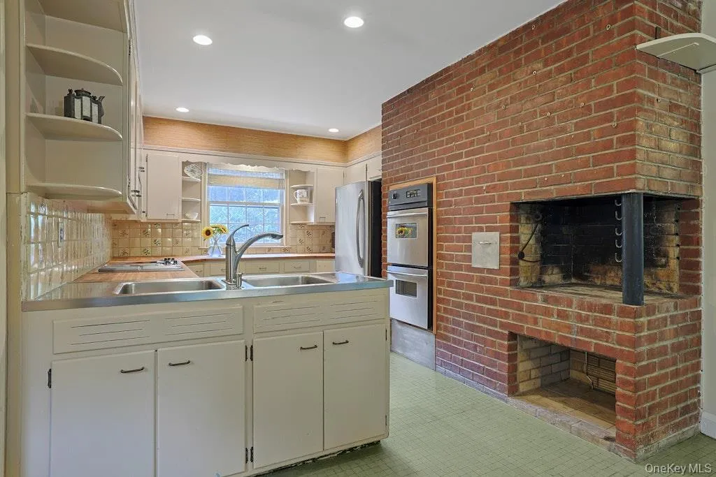 115 Whippoorwill Road, North Castle, NY, 3 Bedrooms Bedrooms, 8 Rooms Rooms,2 BathroomsBathrooms,Residential,For Rent,Whippoorwill,0,1031846 115 Whippoorwill Road, North Castle, NY, 3 Bedrooms Bedrooms, 8 Rooms Rooms,2 BathroomsBathrooms,Residential,For Rent,Whippoorwill,0,1031846