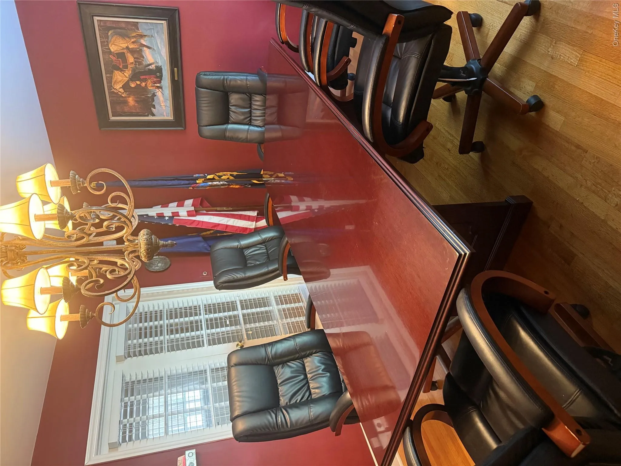 Dining Room/Conference Room Dining Room/Conference Room
