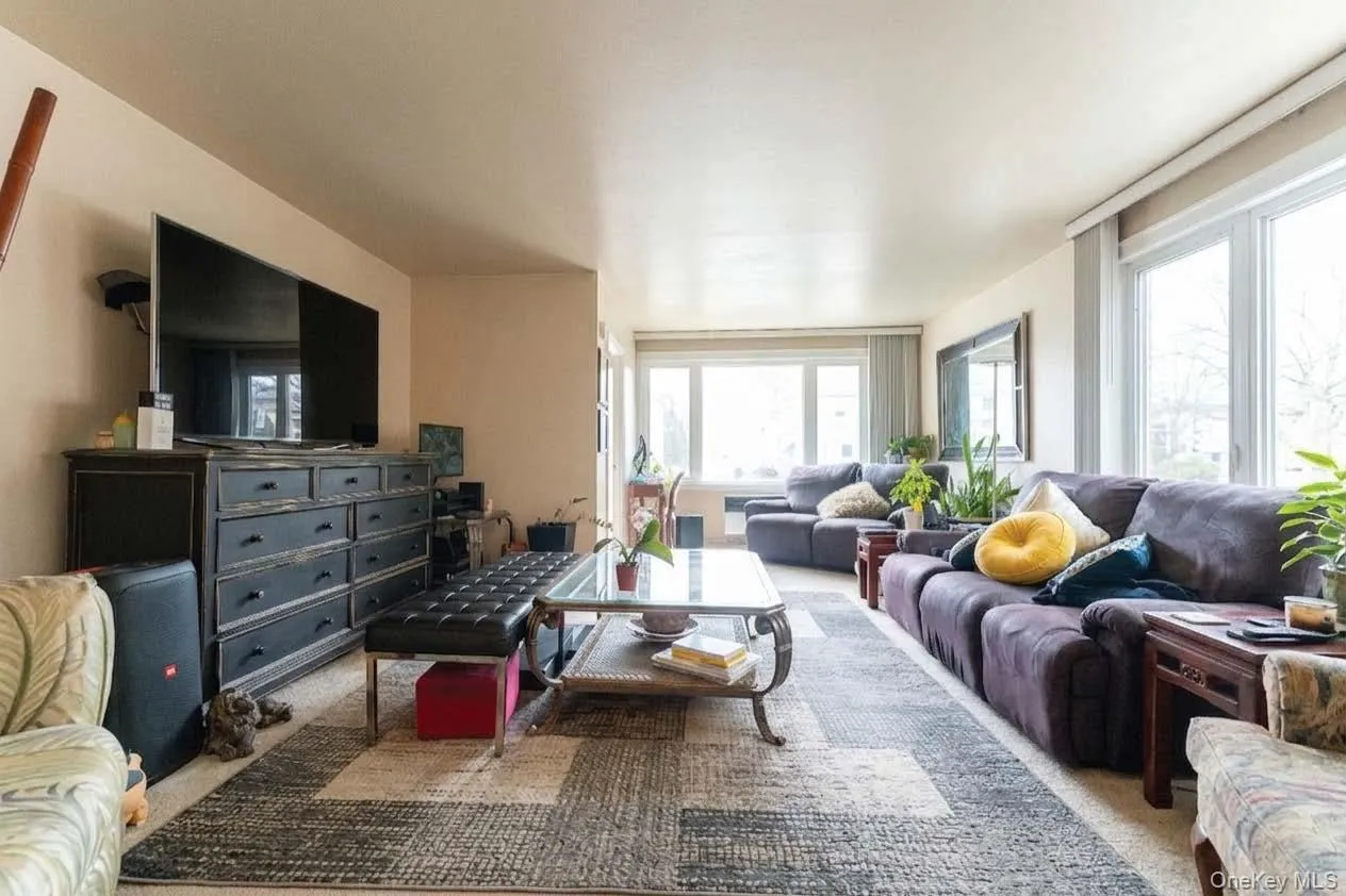 33-28 155th Street, New York, NY, 3 Bedrooms Bedrooms, 6 Rooms Rooms,1 BathroomBathrooms,Residential,For Rent,155th,0,1031850 33-28 155th Street, New York, NY, 3 Bedrooms Bedrooms, 6 Rooms Rooms,1 BathroomBathrooms,Residential,For Rent,155th,0,1031850
