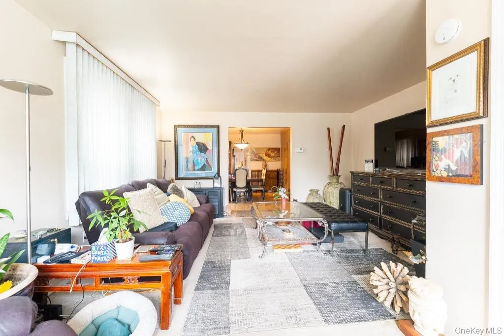 33-28 155th Street, New York, NY, 3 Bedrooms Bedrooms, 6 Rooms Rooms,1 BathroomBathrooms,Residential,For Rent,155th,0,1031850 33-28 155th Street, New York, NY, 3 Bedrooms Bedrooms, 6 Rooms Rooms,1 BathroomBathrooms,Residential,For Rent,155th,0,1031850