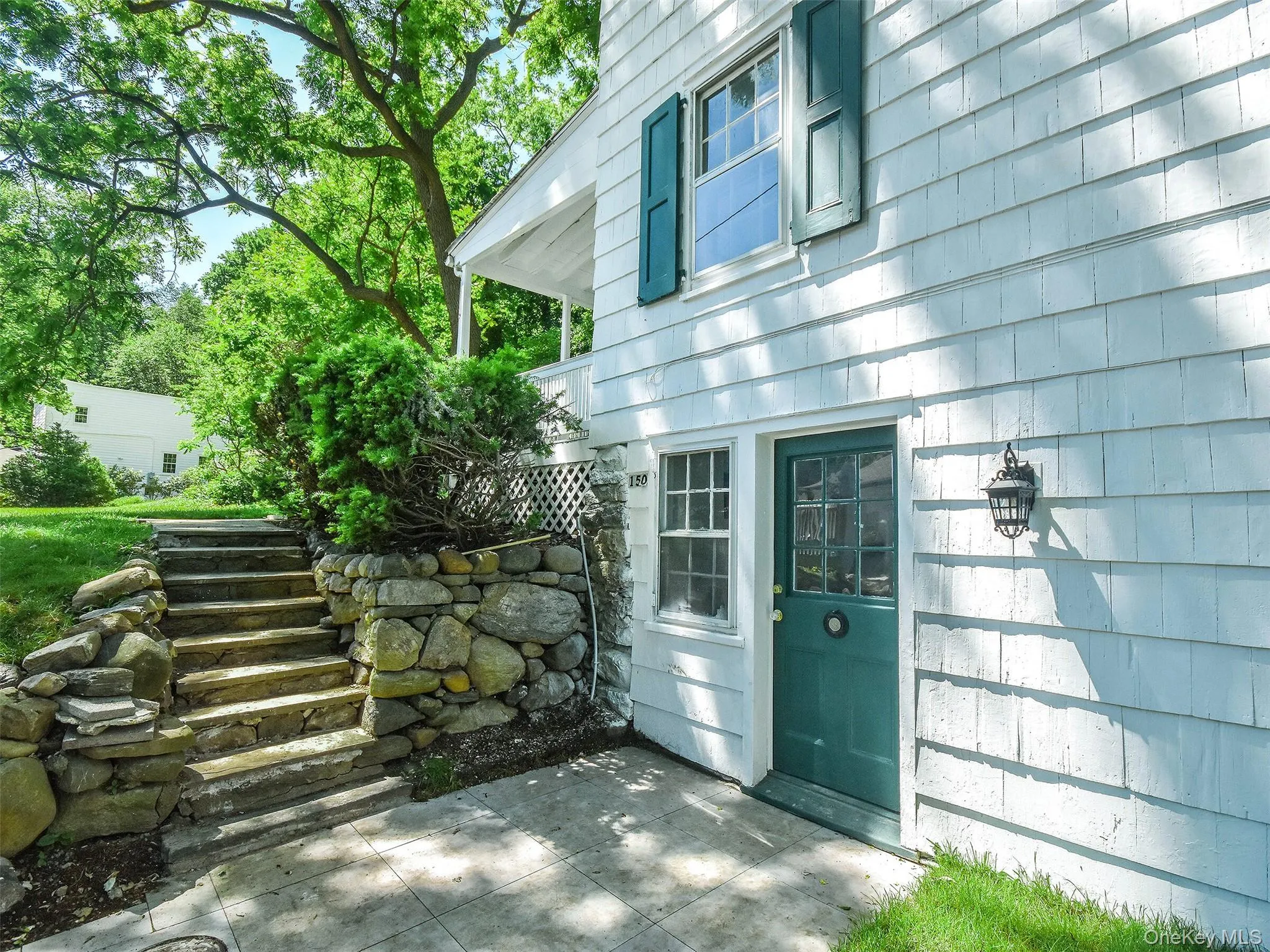 150 Main Street, North Hempstead, NY, 3 Bedrooms Bedrooms, 8 Rooms Rooms,3 BathroomsBathrooms,Residential Lease,For Rent,Main,0,1031854 150 Main Street, North Hempstead, NY, 3 Bedrooms Bedrooms, 8 Rooms Rooms,3 BathroomsBathrooms,Residential Lease,For Rent,Main,0,1031854