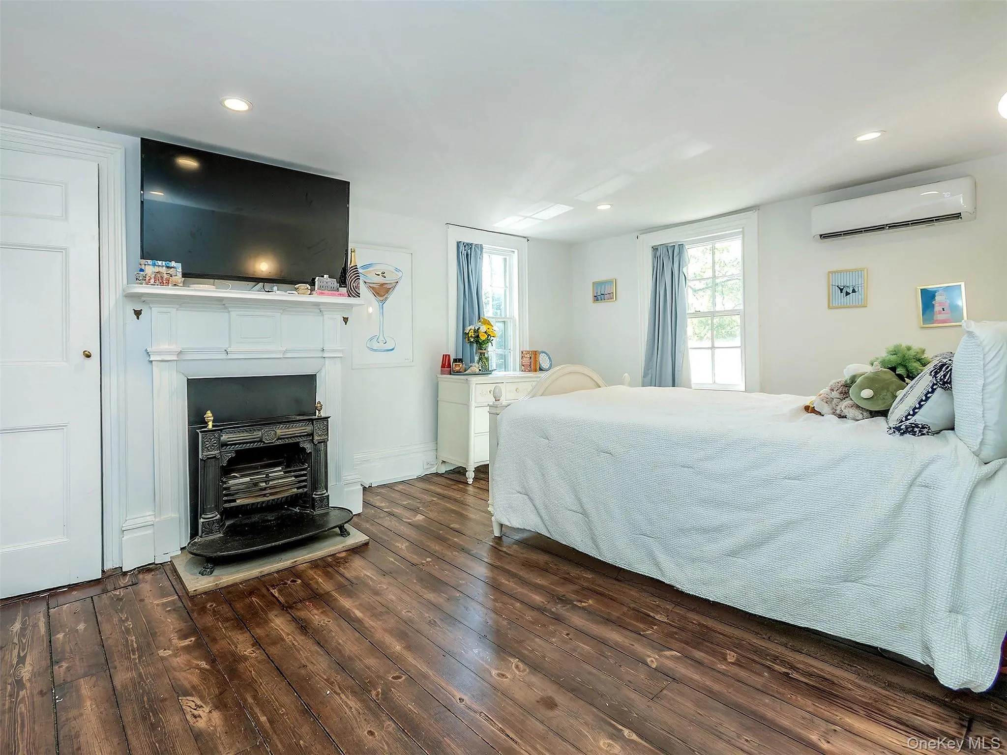 150 Main Street, North Hempstead, NY, 3 Bedrooms Bedrooms, 8 Rooms Rooms,3 BathroomsBathrooms,Residential Lease,For Rent,Main,0,1031854 150 Main Street, North Hempstead, NY, 3 Bedrooms Bedrooms, 8 Rooms Rooms,3 BathroomsBathrooms,Residential Lease,For Rent,Main,0,1031854