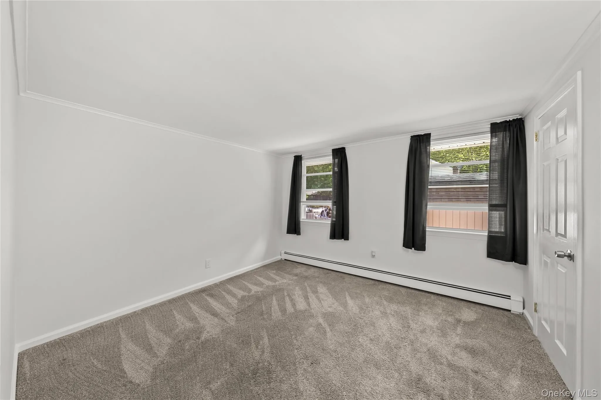 277 Mc Kinley Drive, Brookhaven, NY, 2 Bedrooms Bedrooms, 5 Rooms Rooms,1 BathroomBathrooms,Residential,For Rent,Mc Kinley,0,1031856 277 Mc Kinley Drive, Brookhaven, NY, 2 Bedrooms Bedrooms, 5 Rooms Rooms,1 BathroomBathrooms,Residential,For Rent,Mc Kinley,0,1031856