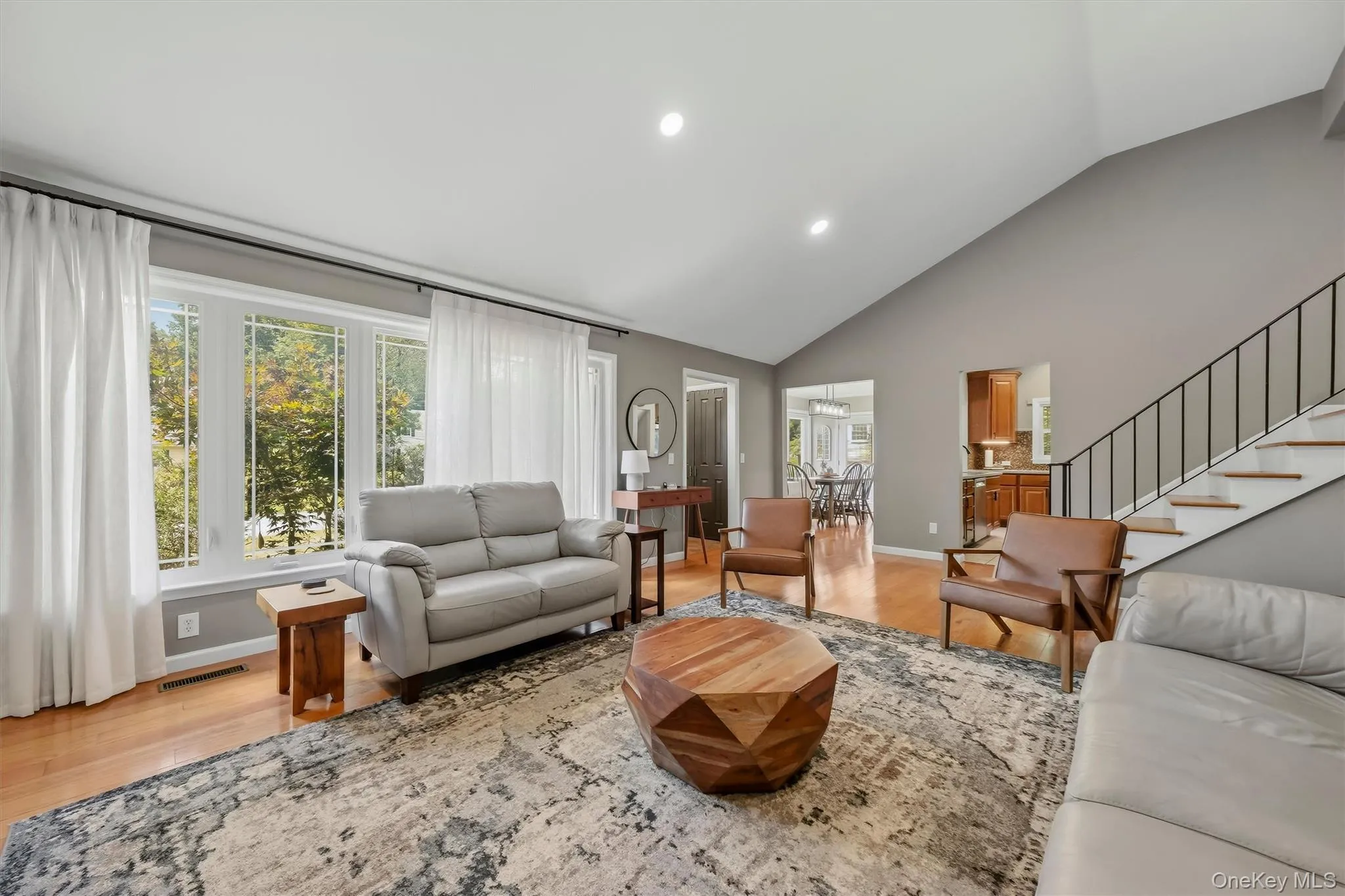 47 Scenic Drive, Poughkeepsie (town), NY, 3 Bedrooms Bedrooms, 8 Rooms Rooms,2 BathroomsBathrooms,Residential,For Rent,Scenic,0,1031868 47 Scenic Drive, Poughkeepsie (town), NY, 3 Bedrooms Bedrooms, 8 Rooms Rooms,2 BathroomsBathrooms,Residential,For Rent,Scenic,0,1031868