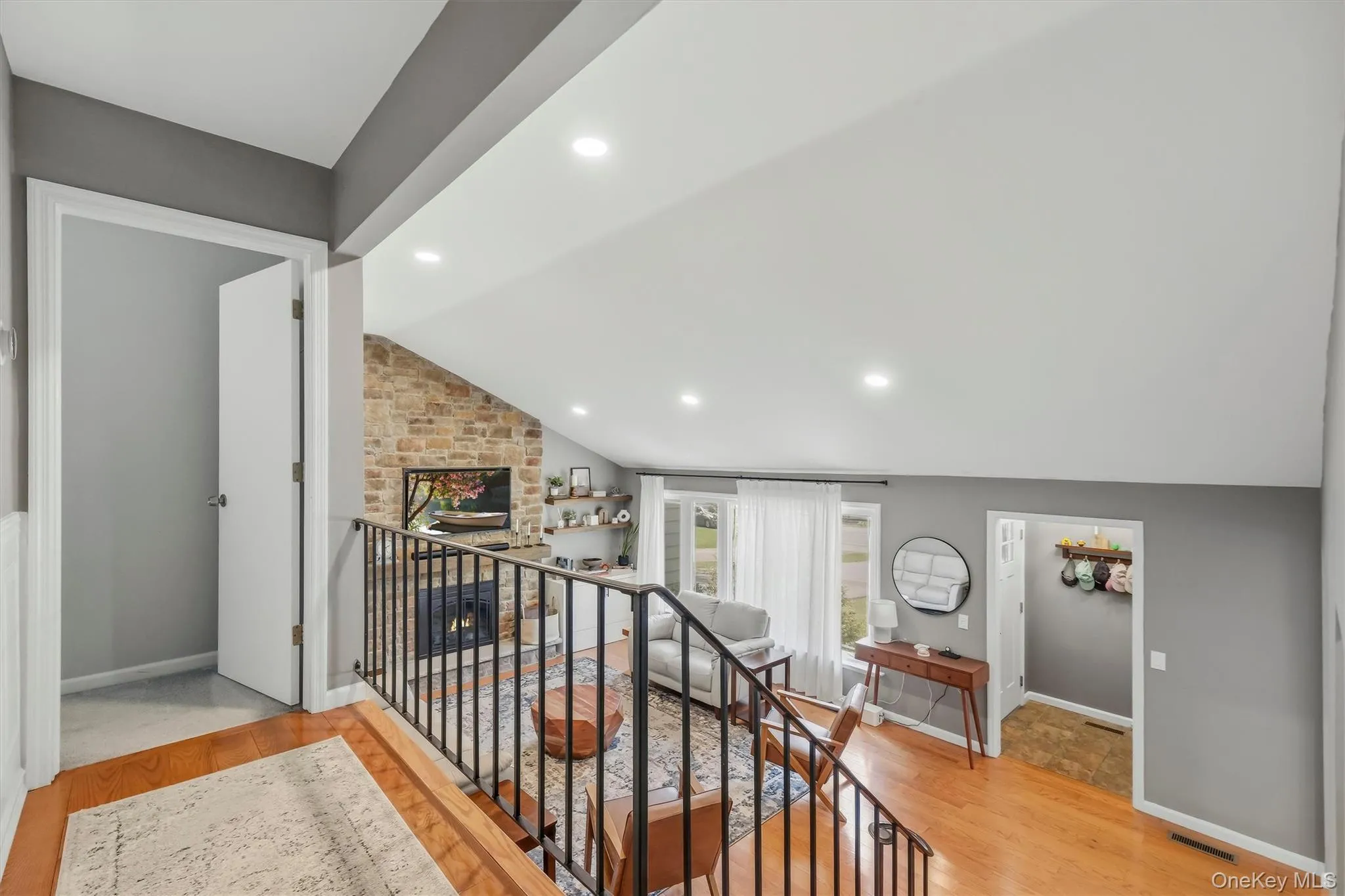 47 Scenic Drive, Poughkeepsie (town), NY, 3 Bedrooms Bedrooms, 8 Rooms Rooms,2 BathroomsBathrooms,Residential,For Rent,Scenic,0,1031868 47 Scenic Drive, Poughkeepsie (town), NY, 3 Bedrooms Bedrooms, 8 Rooms Rooms,2 BathroomsBathrooms,Residential,For Rent,Scenic,0,1031868