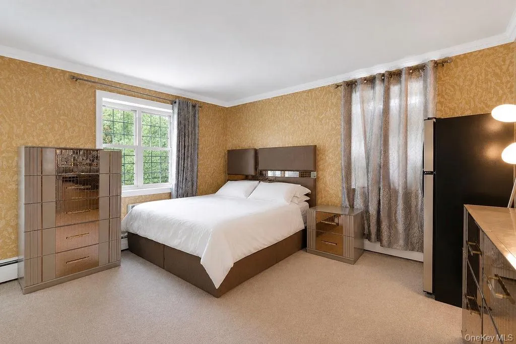 9910 60th Avenue, New York, NY, 2 Bedrooms Bedrooms, 8 Rooms Rooms,1 BathroomBathrooms,Residential,For Rent,60th,0,1031869 9910 60th Avenue, New York, NY, 2 Bedrooms Bedrooms, 8 Rooms Rooms,1 BathroomBathrooms,Residential,For Rent,60th,0,1031869