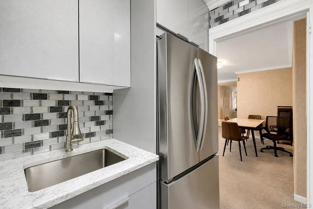 9910 60th Avenue, New York, NY, 2 Bedrooms Bedrooms, 8 Rooms Rooms,1 BathroomBathrooms,Residential,For Rent,60th,0,1031869 9910 60th Avenue, New York, NY, 2 Bedrooms Bedrooms, 8 Rooms Rooms,1 BathroomBathrooms,Residential,For Rent,60th,0,1031869