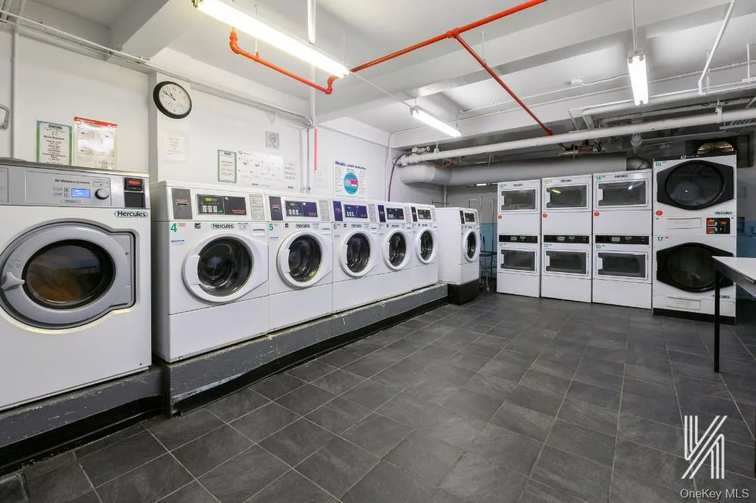 34-41 85th Street, New York, NY, 2 Bedrooms Bedrooms, 5 Rooms Rooms,1 BathroomBathrooms,Residential,For Rent,85th,0,1031870 34-41 85th Street, New York, NY, 2 Bedrooms Bedrooms, 5 Rooms Rooms,1 BathroomBathrooms,Residential,For Rent,85th,0,1031870