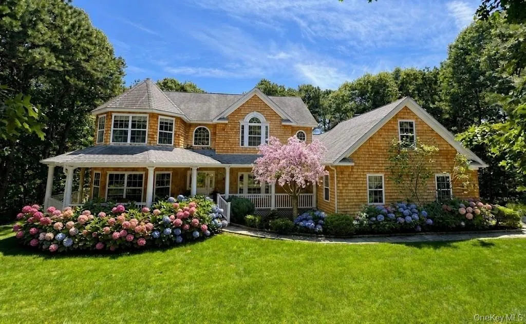 143 Malloy Drive, Southampton, NY, 4 Bedrooms Bedrooms, 13 Rooms Rooms,3 BathroomsBathrooms,Residential,For Rent,Malloy,0,1031875 143 Malloy Drive, Southampton, NY, 4 Bedrooms Bedrooms, 13 Rooms Rooms,3 BathroomsBathrooms,Residential,For Rent,Malloy,0,1031875