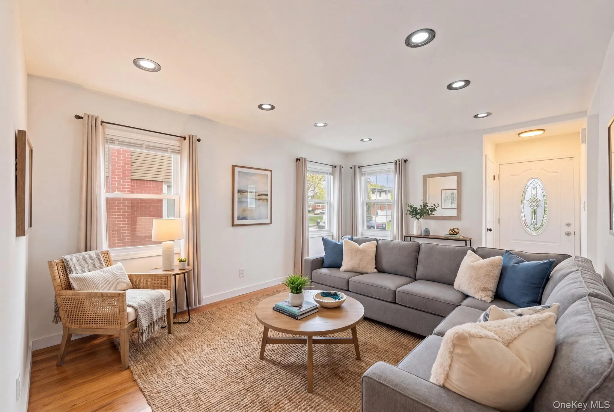 1977 Jackson Avenue, Hempstead, NY, 5 Bedrooms Bedrooms, 14 Rooms Rooms,3 BathroomsBathrooms,Residential,For Rent,Jackson,0,1031877 1977 Jackson Avenue, Hempstead, NY, 5 Bedrooms Bedrooms, 14 Rooms Rooms,3 BathroomsBathrooms,Residential,For Rent,Jackson,0,1031877
