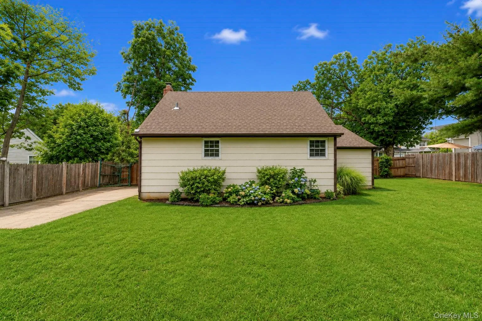 491 Smith Street, Islip, NY, 4 Bedrooms Bedrooms, 7 Rooms Rooms,1 BathroomBathrooms,Residential,For Rent,Smith,0,1031878 491 Smith Street, Islip, NY, 4 Bedrooms Bedrooms, 7 Rooms Rooms,1 BathroomBathrooms,Residential,For Rent,Smith,0,1031878