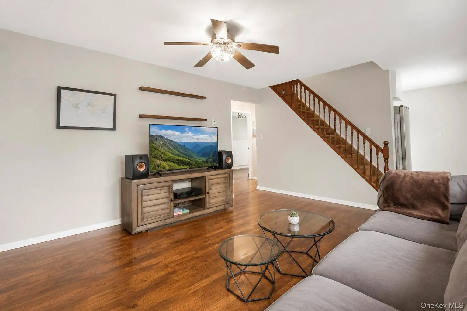 491 Smith Street, Islip, NY, 4 Bedrooms Bedrooms, 7 Rooms Rooms,1 BathroomBathrooms,Residential,For Rent,Smith,0,1031878 491 Smith Street, Islip, NY, 4 Bedrooms Bedrooms, 7 Rooms Rooms,1 BathroomBathrooms,Residential,For Rent,Smith,0,1031878
