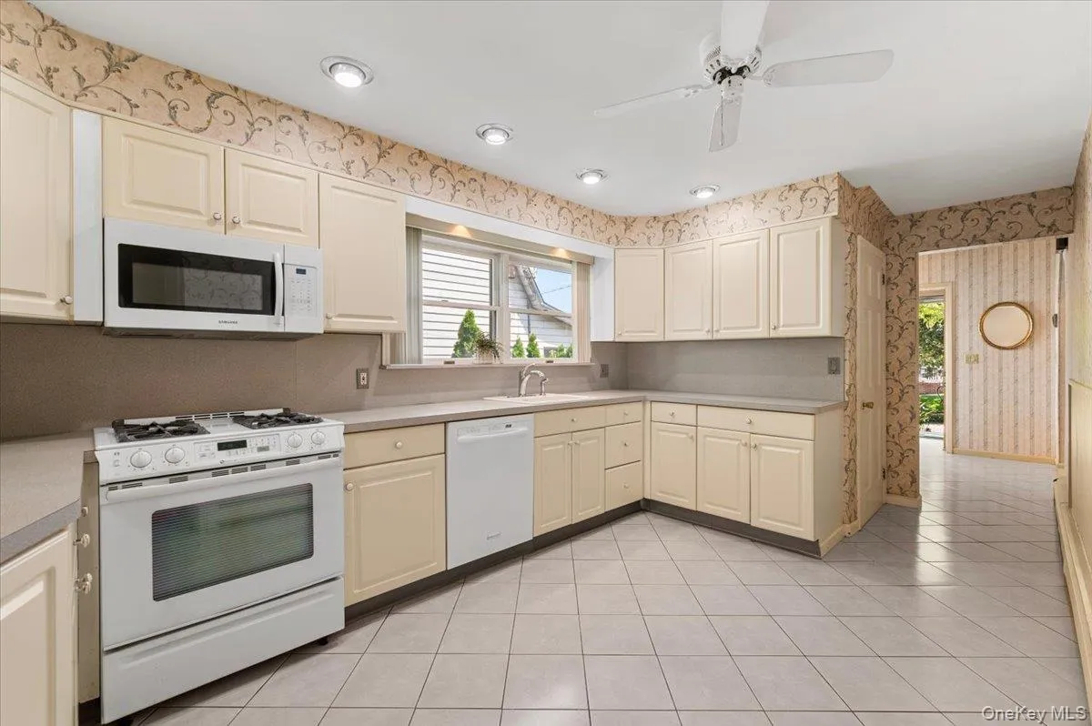 Kitchen Kitchen