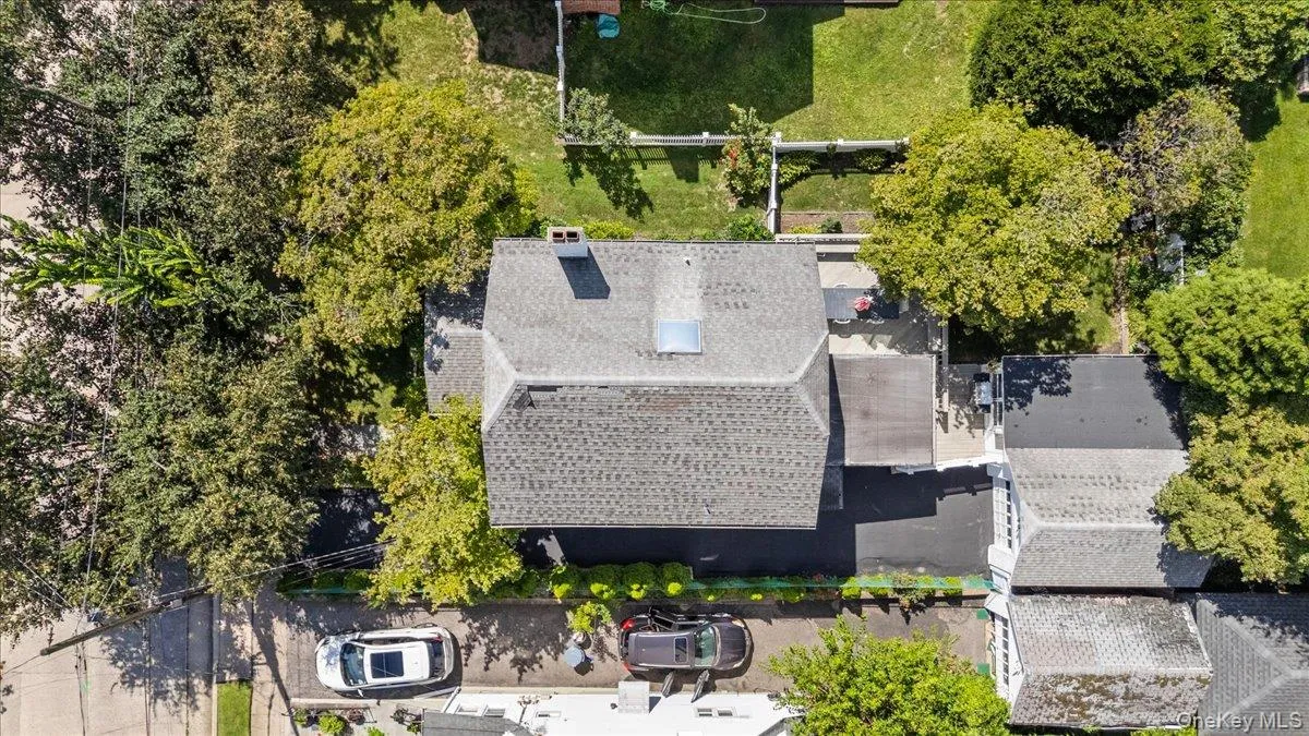 17 Cypress Avenue, North Hempstead, NY, 4 Bedrooms Bedrooms, 9 Rooms Rooms,2 BathroomsBathrooms,Residential,For Rent,Cypress,0,1031880 17 Cypress Avenue, North Hempstead, NY, 4 Bedrooms Bedrooms, 9 Rooms Rooms,2 BathroomsBathrooms,Residential,For Rent,Cypress,0,1031880