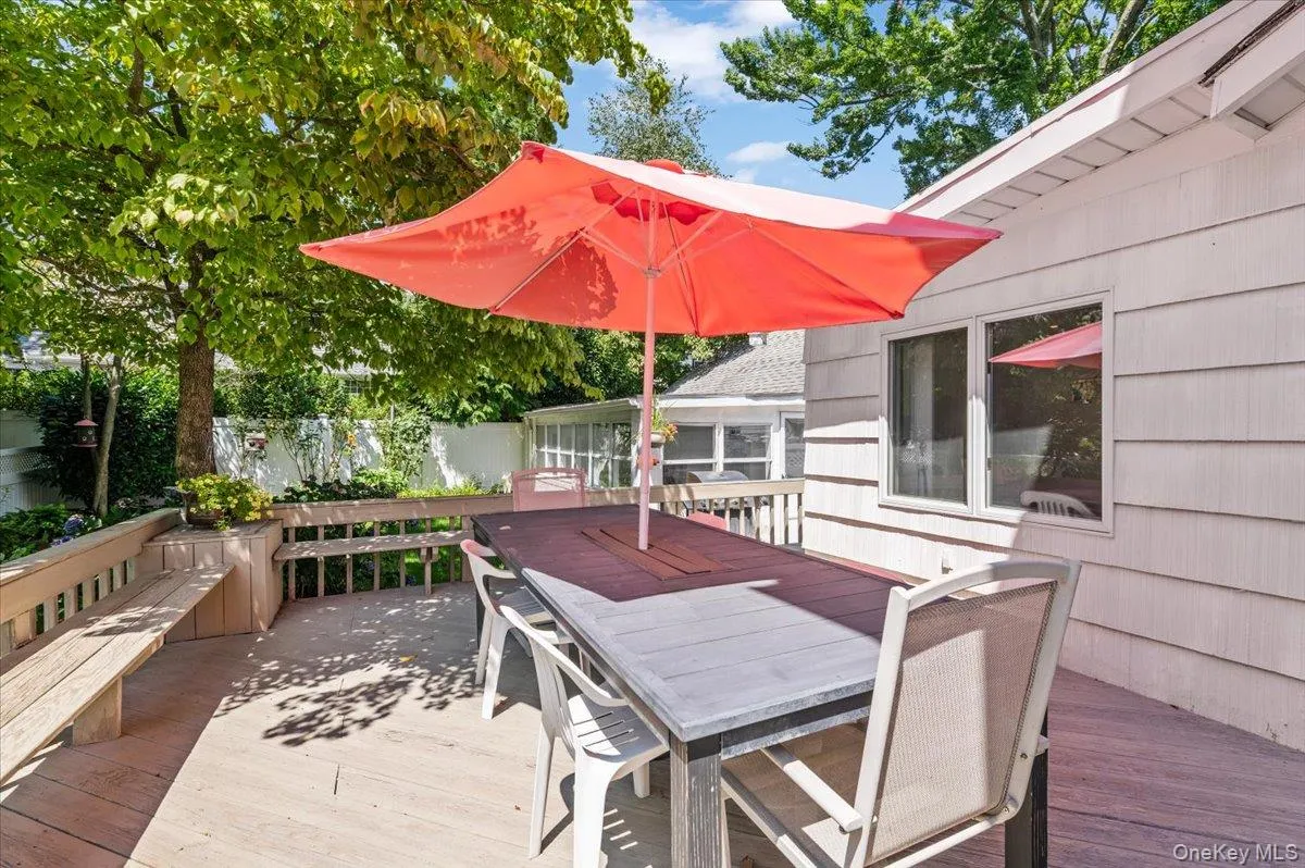 17 Cypress Avenue, North Hempstead, NY, 4 Bedrooms Bedrooms, 9 Rooms Rooms,2 BathroomsBathrooms,Residential,For Rent,Cypress,0,1031880 17 Cypress Avenue, North Hempstead, NY, 4 Bedrooms Bedrooms, 9 Rooms Rooms,2 BathroomsBathrooms,Residential,For Rent,Cypress,0,1031880