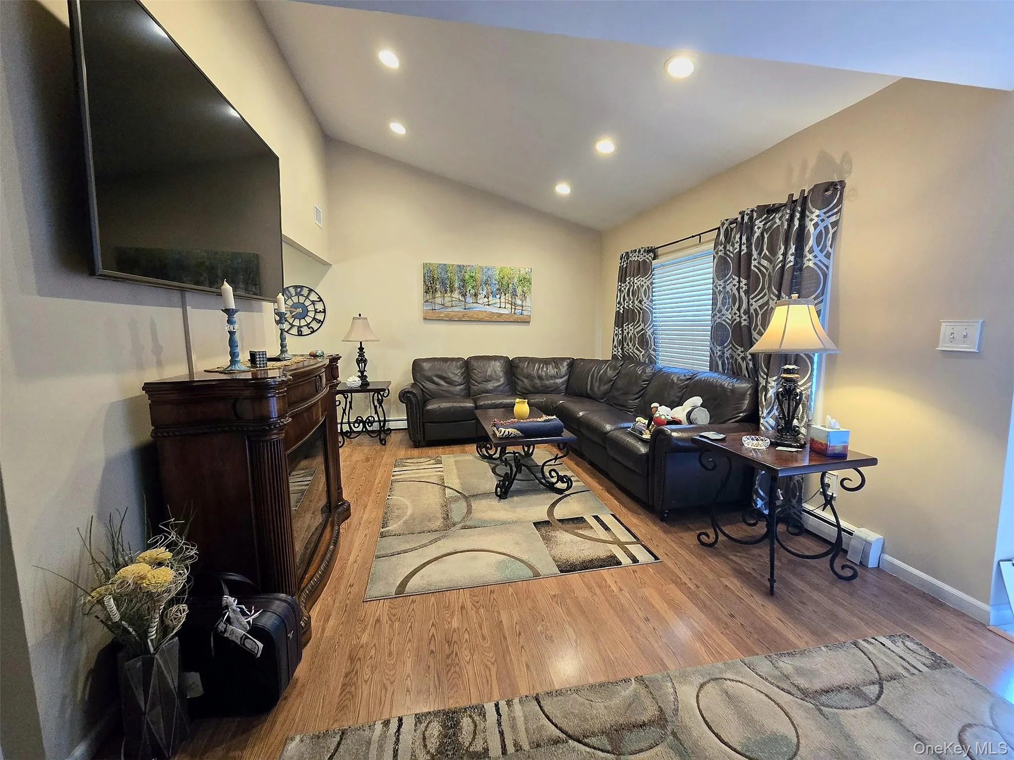 60 Meyer Lane, Brookhaven, NY, 4 Bedrooms Bedrooms, 4 Rooms Rooms,2 BathroomsBathrooms,Residential,For Rent,Meyer,0,1031881 60 Meyer Lane, Brookhaven, NY, 4 Bedrooms Bedrooms, 4 Rooms Rooms,2 BathroomsBathrooms,Residential,For Rent,Meyer,0,1031881