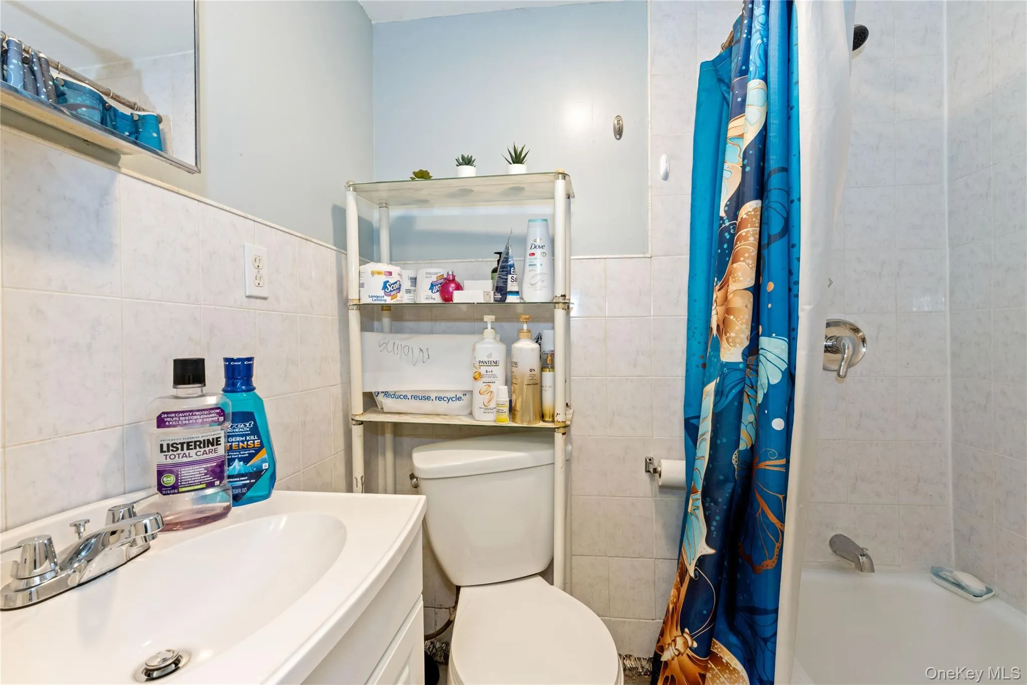 8804 209th Street, New York, NY, 3 Bedrooms Bedrooms, 6 Rooms Rooms,3 BathroomsBathrooms,Residential,For Rent,209th,0,1031883 8804 209th Street, New York, NY, 3 Bedrooms Bedrooms, 6 Rooms Rooms,3 BathroomsBathrooms,Residential,For Rent,209th,0,1031883