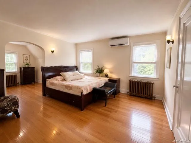 25511 Iowa Road, North Hempstead, NY, 3 Bedrooms Bedrooms, 10 Rooms Rooms,1 BathroomBathrooms,Residential,For Rent,Iowa,0,1031886 25511 Iowa Road, North Hempstead, NY, 3 Bedrooms Bedrooms, 10 Rooms Rooms,1 BathroomBathrooms,Residential,For Rent,Iowa,0,1031886