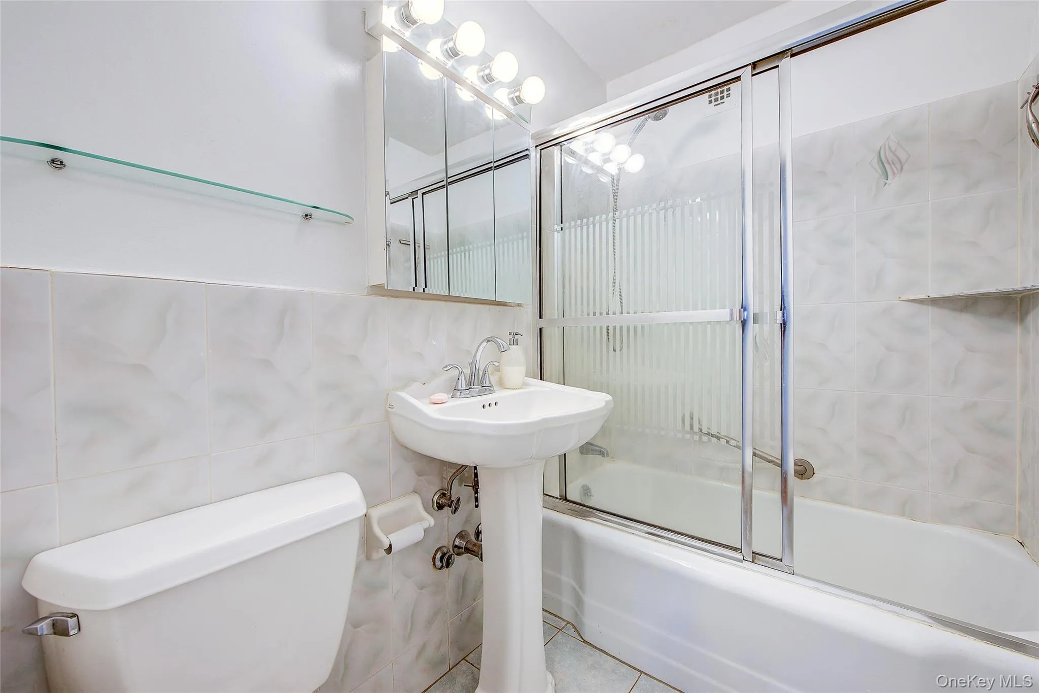 211-65 23rd Avenue, New York, NY, 3 Bedrooms Bedrooms, 5 Rooms Rooms,2 BathroomsBathrooms,Residential,For Rent,23rd,0,1031896 211-65 23rd Avenue, New York, NY, 3 Bedrooms Bedrooms, 5 Rooms Rooms,2 BathroomsBathrooms,Residential,For Rent,23rd,0,1031896
