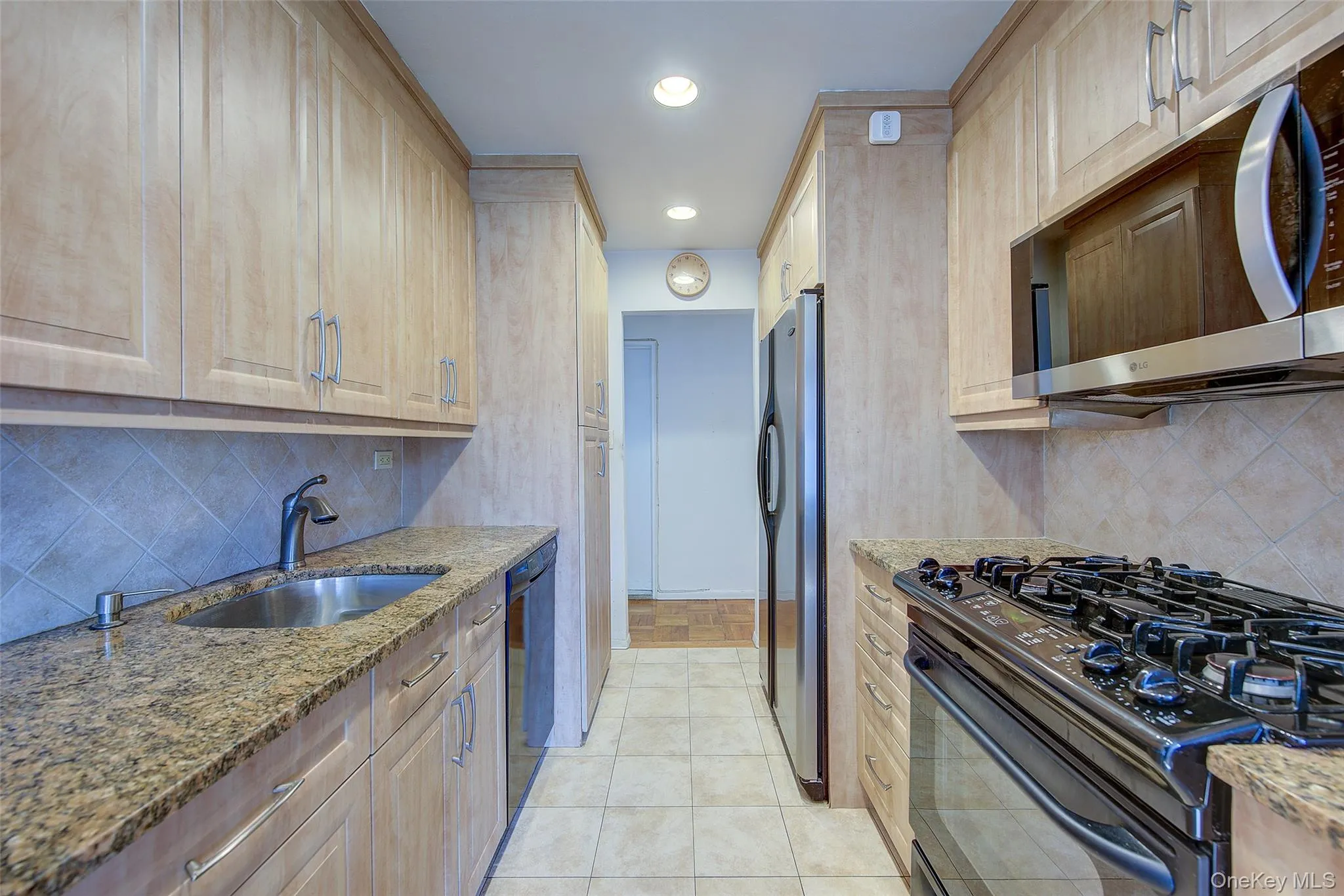 211-65 23rd Avenue, New York, NY, 3 Bedrooms Bedrooms, 5 Rooms Rooms,2 BathroomsBathrooms,Residential,For Rent,23rd,0,1031896 211-65 23rd Avenue, New York, NY, 3 Bedrooms Bedrooms, 5 Rooms Rooms,2 BathroomsBathrooms,Residential,For Rent,23rd,0,1031896