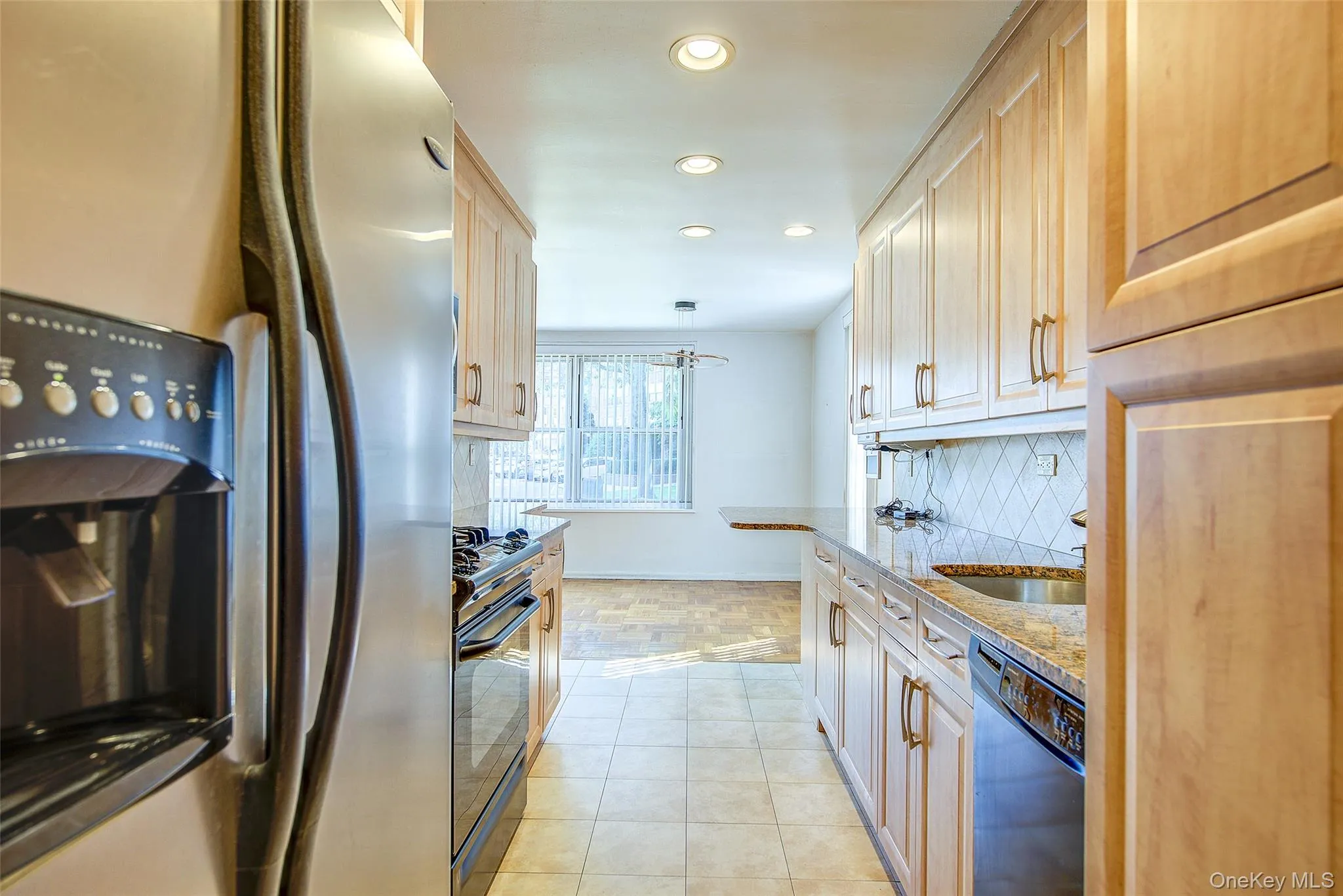 211-65 23rd Avenue, New York, NY, 3 Bedrooms Bedrooms, 5 Rooms Rooms,2 BathroomsBathrooms,Residential,For Rent,23rd,0,1031896 211-65 23rd Avenue, New York, NY, 3 Bedrooms Bedrooms, 5 Rooms Rooms,2 BathroomsBathrooms,Residential,For Rent,23rd,0,1031896