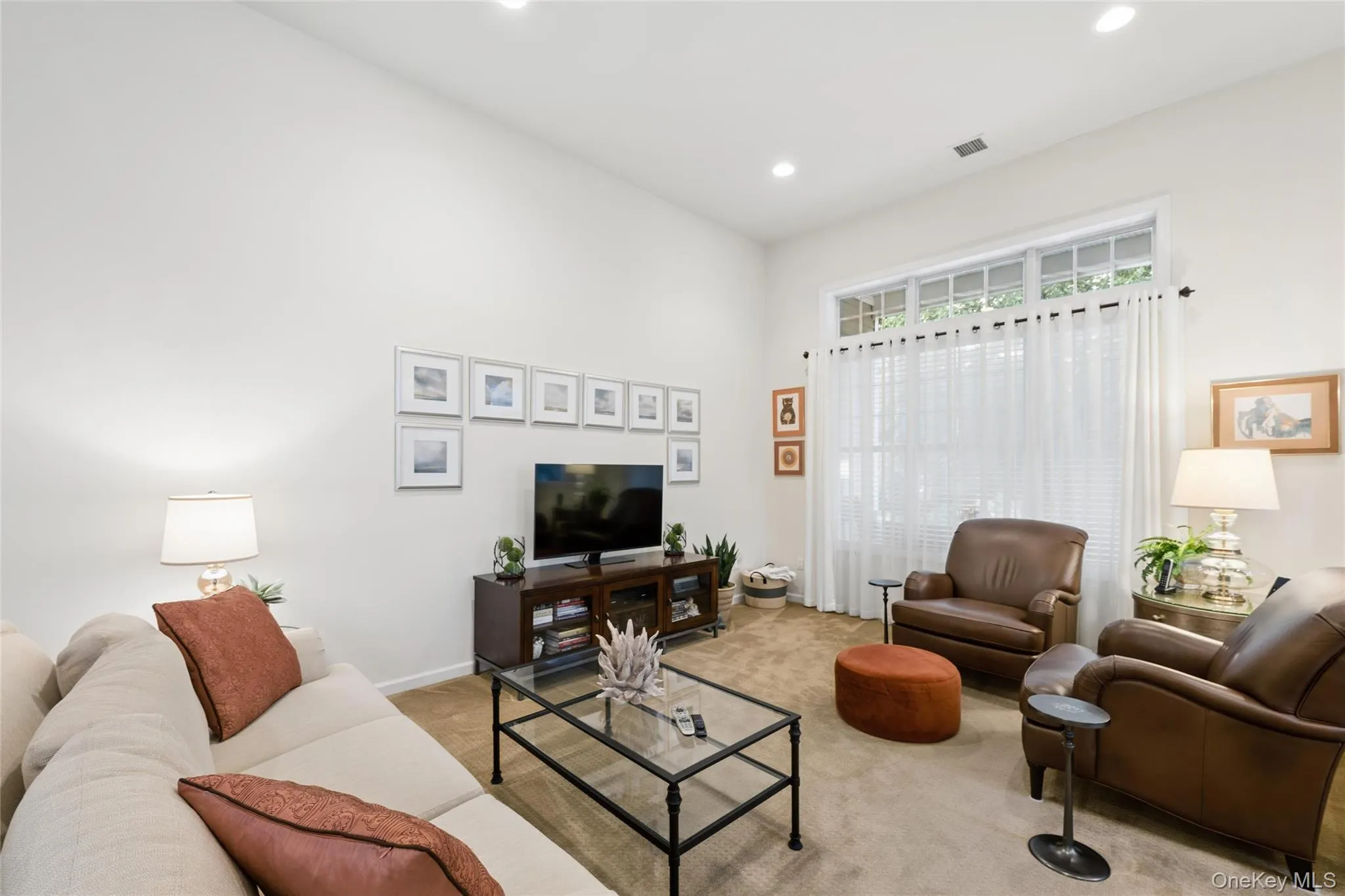 228 Sonata Court, Brookhaven, NY, 2 Bedrooms Bedrooms, 6 Rooms Rooms,2 BathroomsBathrooms,Residential Lease,For Rent,Sonata,0,1031899 228 Sonata Court, Brookhaven, NY, 2 Bedrooms Bedrooms, 6 Rooms Rooms,2 BathroomsBathrooms,Residential Lease,For Rent,Sonata,0,1031899
