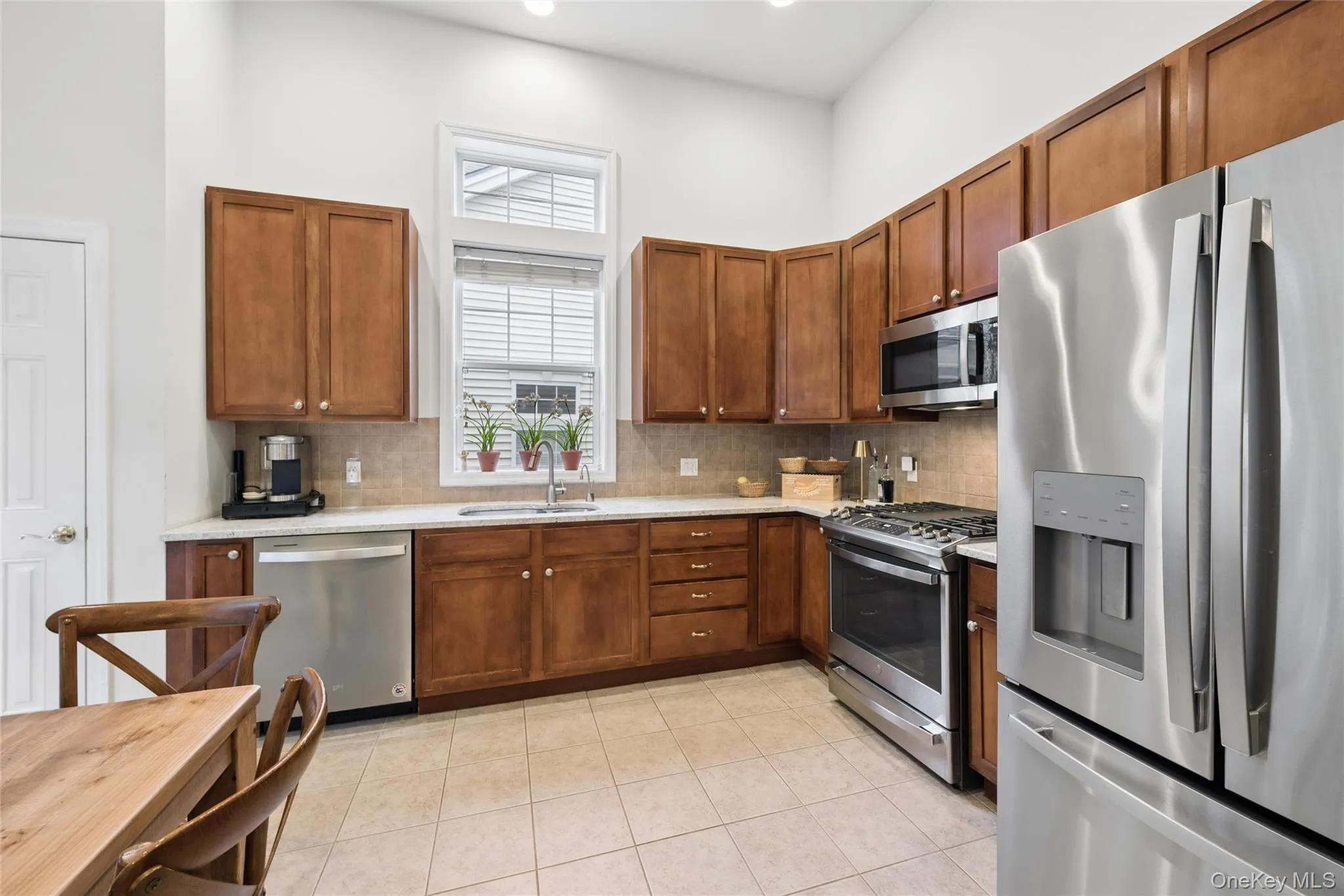 228 Sonata Court, Brookhaven, NY, 2 Bedrooms Bedrooms, 6 Rooms Rooms,2 BathroomsBathrooms,Residential Lease,For Rent,Sonata,0,1031899 228 Sonata Court, Brookhaven, NY, 2 Bedrooms Bedrooms, 6 Rooms Rooms,2 BathroomsBathrooms,Residential Lease,For Rent,Sonata,0,1031899
