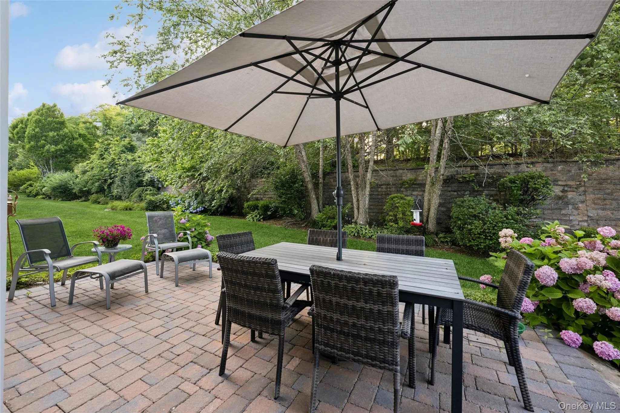 228 Sonata Court, Brookhaven, NY, 2 Bedrooms Bedrooms, 6 Rooms Rooms,2 BathroomsBathrooms,Residential Lease,For Rent,Sonata,0,1031899 228 Sonata Court, Brookhaven, NY, 2 Bedrooms Bedrooms, 6 Rooms Rooms,2 BathroomsBathrooms,Residential Lease,For Rent,Sonata,0,1031899