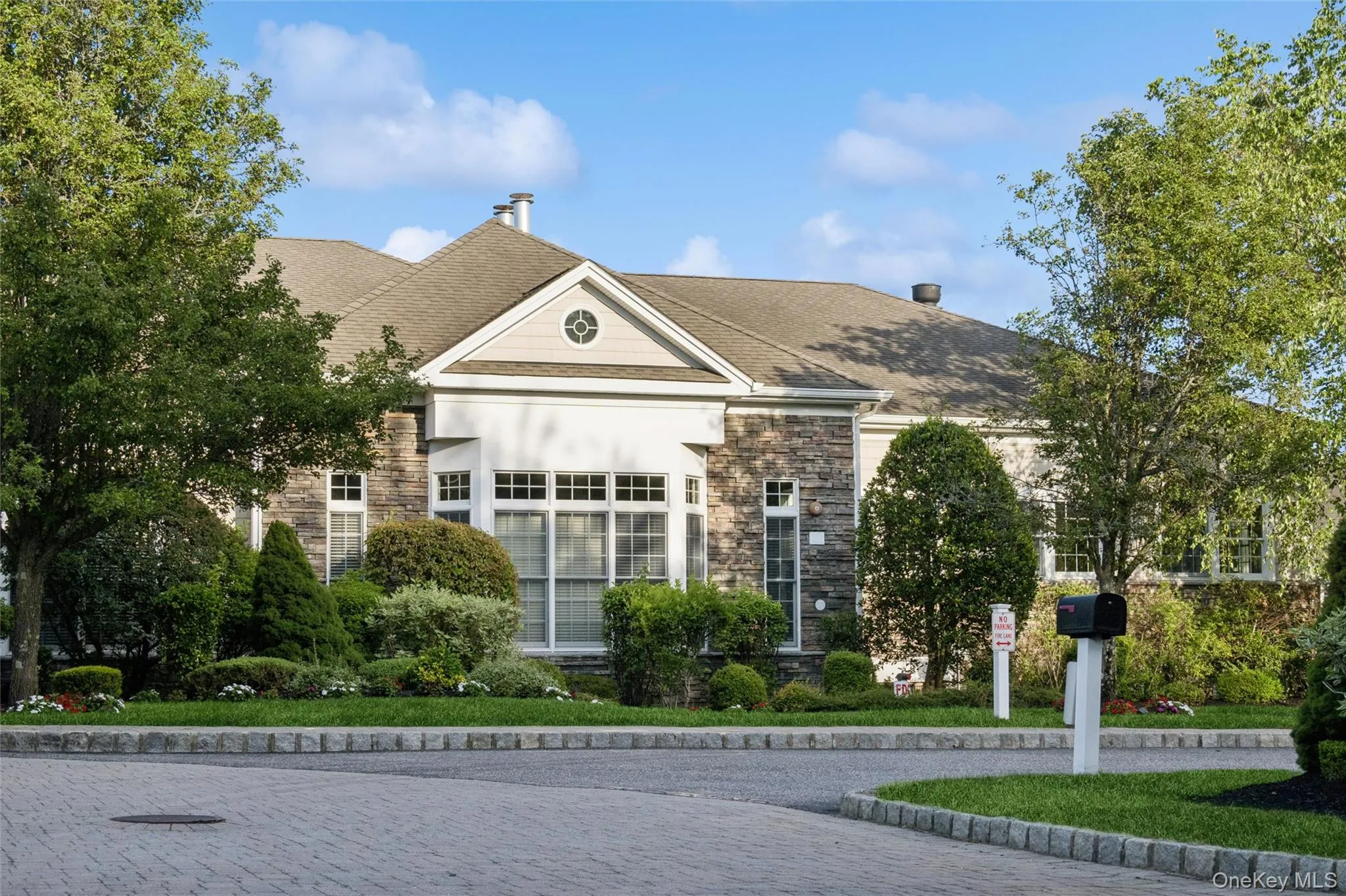 228 Sonata Court, Brookhaven, NY, 2 Bedrooms Bedrooms, 6 Rooms Rooms,2 BathroomsBathrooms,Residential Lease,For Rent,Sonata,0,1031899 228 Sonata Court, Brookhaven, NY, 2 Bedrooms Bedrooms, 6 Rooms Rooms,2 BathroomsBathrooms,Residential Lease,For Rent,Sonata,0,1031899