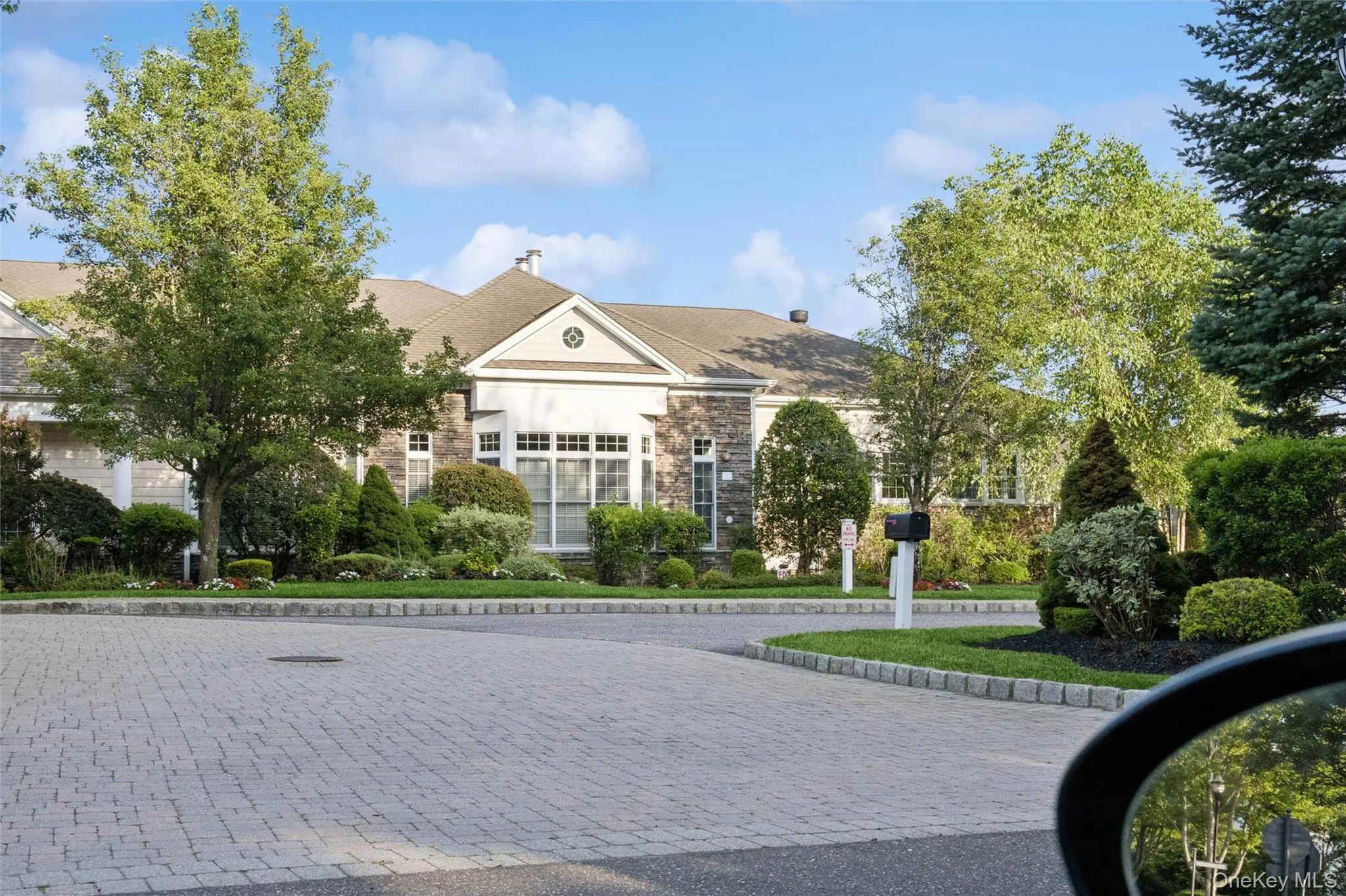 228 Sonata Court, Brookhaven, NY, 2 Bedrooms Bedrooms, 6 Rooms Rooms,2 BathroomsBathrooms,Residential Lease,For Rent,Sonata,0,1031899 228 Sonata Court, Brookhaven, NY, 2 Bedrooms Bedrooms, 6 Rooms Rooms,2 BathroomsBathrooms,Residential Lease,For Rent,Sonata,0,1031899