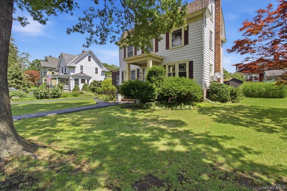 166 Spring Street, Catskill, NY, 3 Bedrooms Bedrooms, 9 Rooms Rooms,1 BathroomBathrooms,Residential,For Rent,Spring,0,1031901 166 Spring Street, Catskill, NY, 3 Bedrooms Bedrooms, 9 Rooms Rooms,1 BathroomBathrooms,Residential,For Rent,Spring,0,1031901