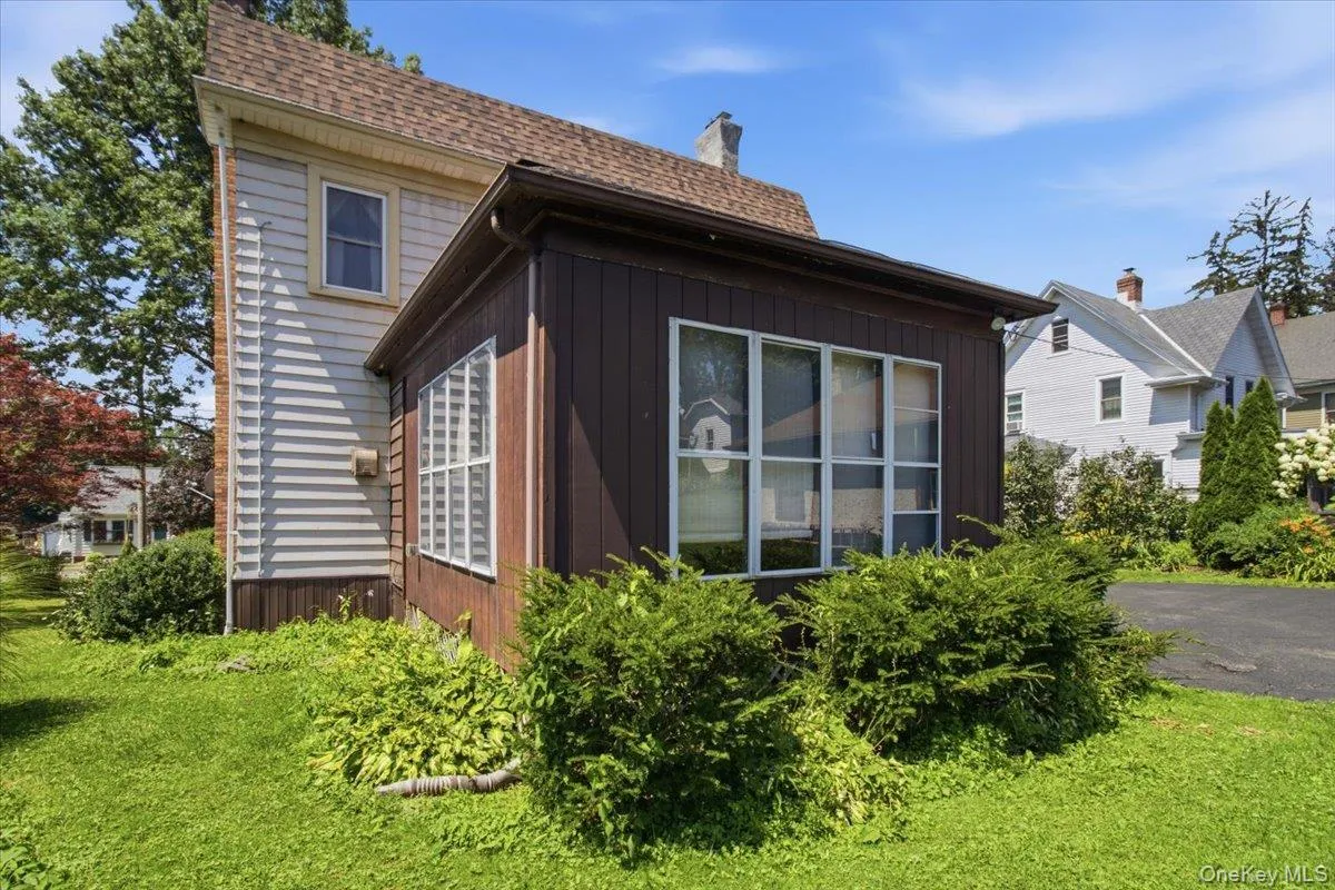 166 Spring Street, Catskill, NY, 3 Bedrooms Bedrooms, 9 Rooms Rooms,1 BathroomBathrooms,Residential,For Rent,Spring,0,1031901 166 Spring Street, Catskill, NY, 3 Bedrooms Bedrooms, 9 Rooms Rooms,1 BathroomBathrooms,Residential,For Rent,Spring,0,1031901