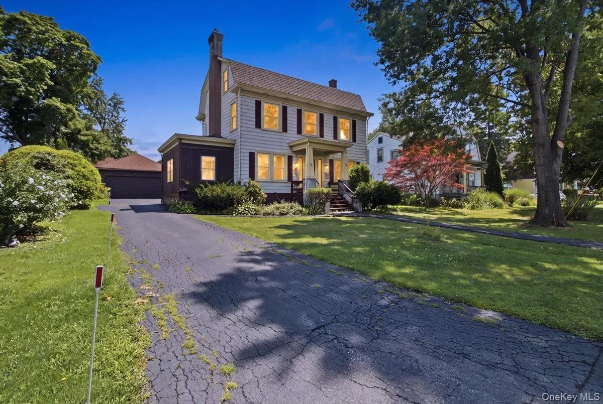 166 Spring Street, Catskill, NY, 3 Bedrooms Bedrooms, 9 Rooms Rooms,1 BathroomBathrooms,Residential,For Rent,Spring,0,1031901 166 Spring Street, Catskill, NY, 3 Bedrooms Bedrooms, 9 Rooms Rooms,1 BathroomBathrooms,Residential,For Rent,Spring,0,1031901